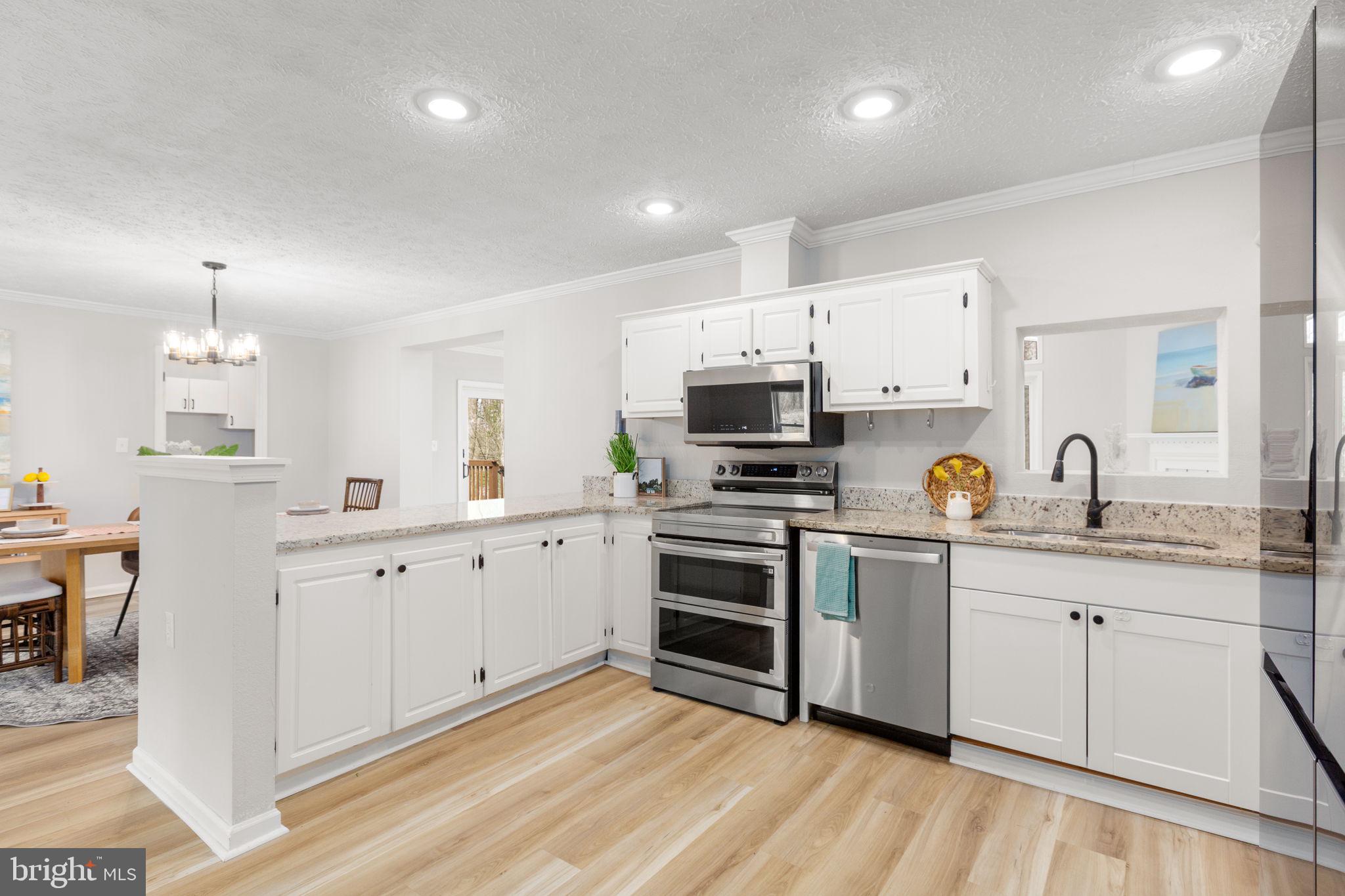 OAKRIDGE - Residential