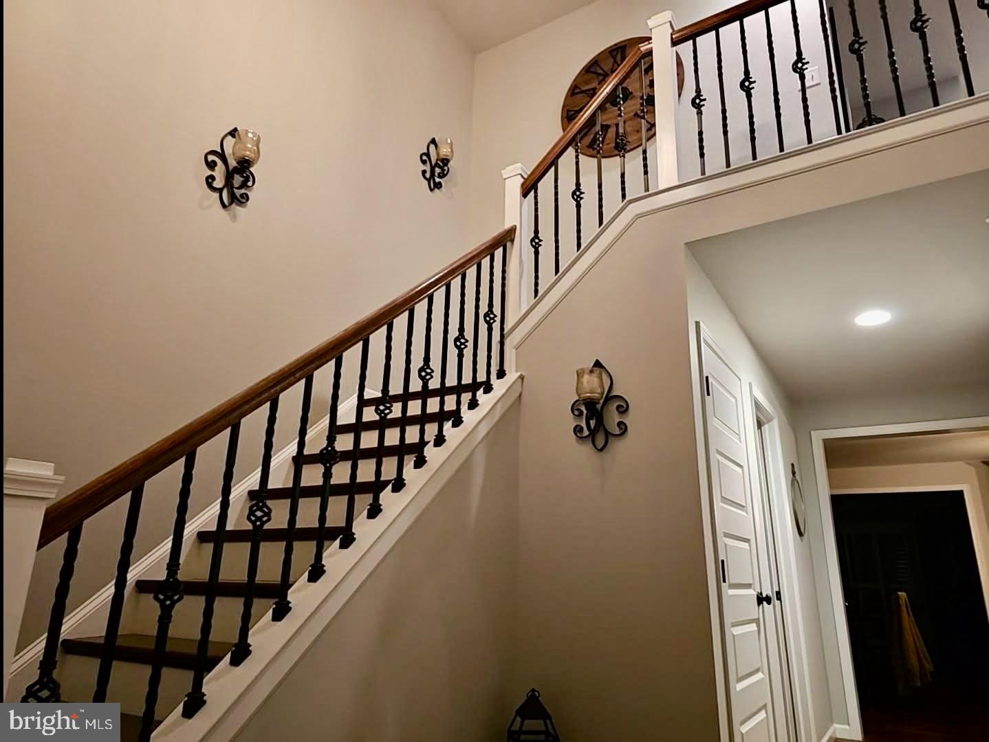 MAYAPPLE WOODS - Residential