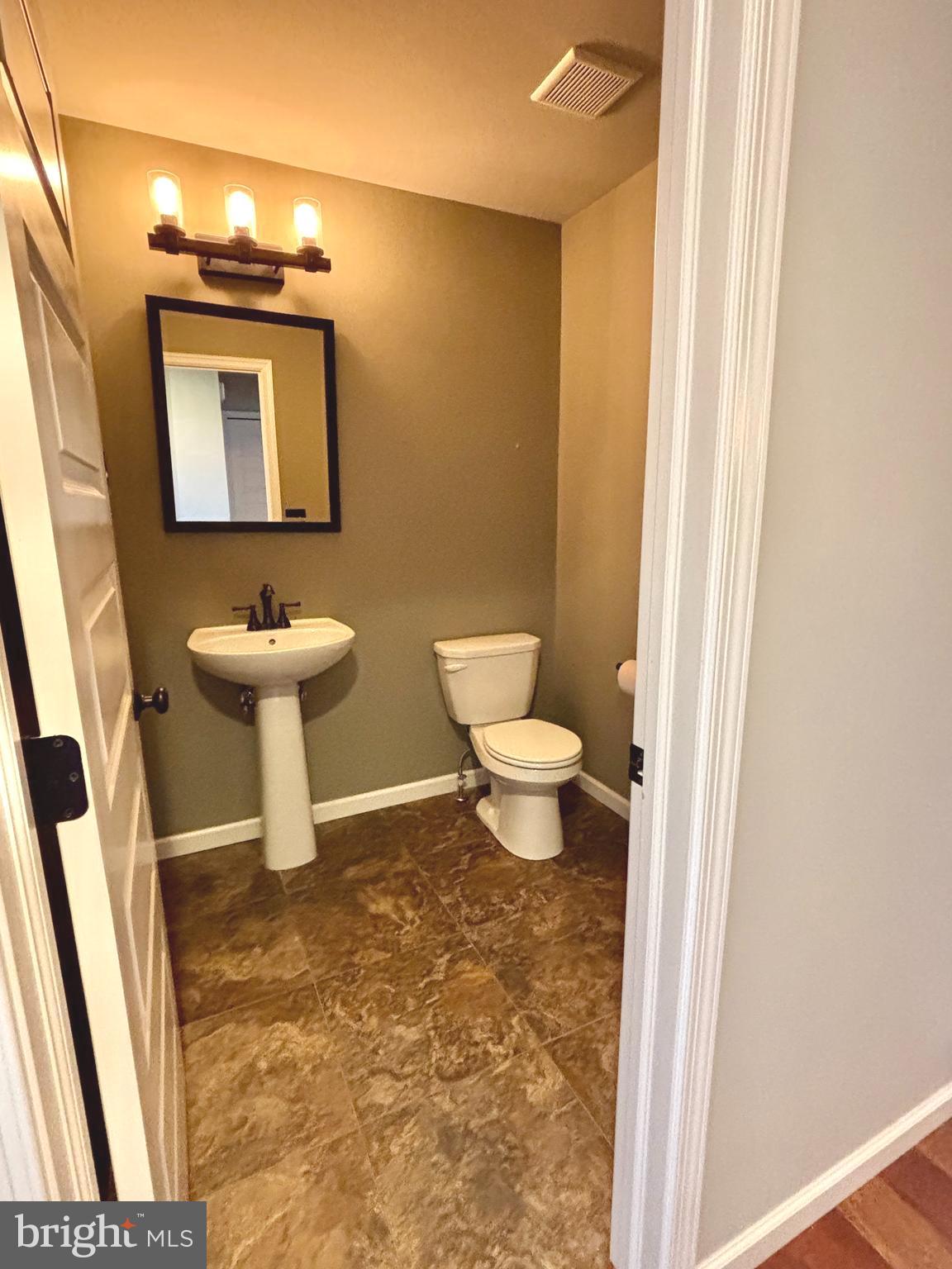 MAYAPPLE WOODS - Residential