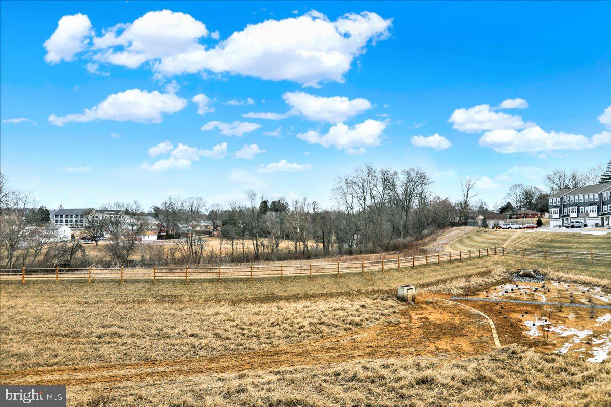 MAYAPPLE WOODS - Residential