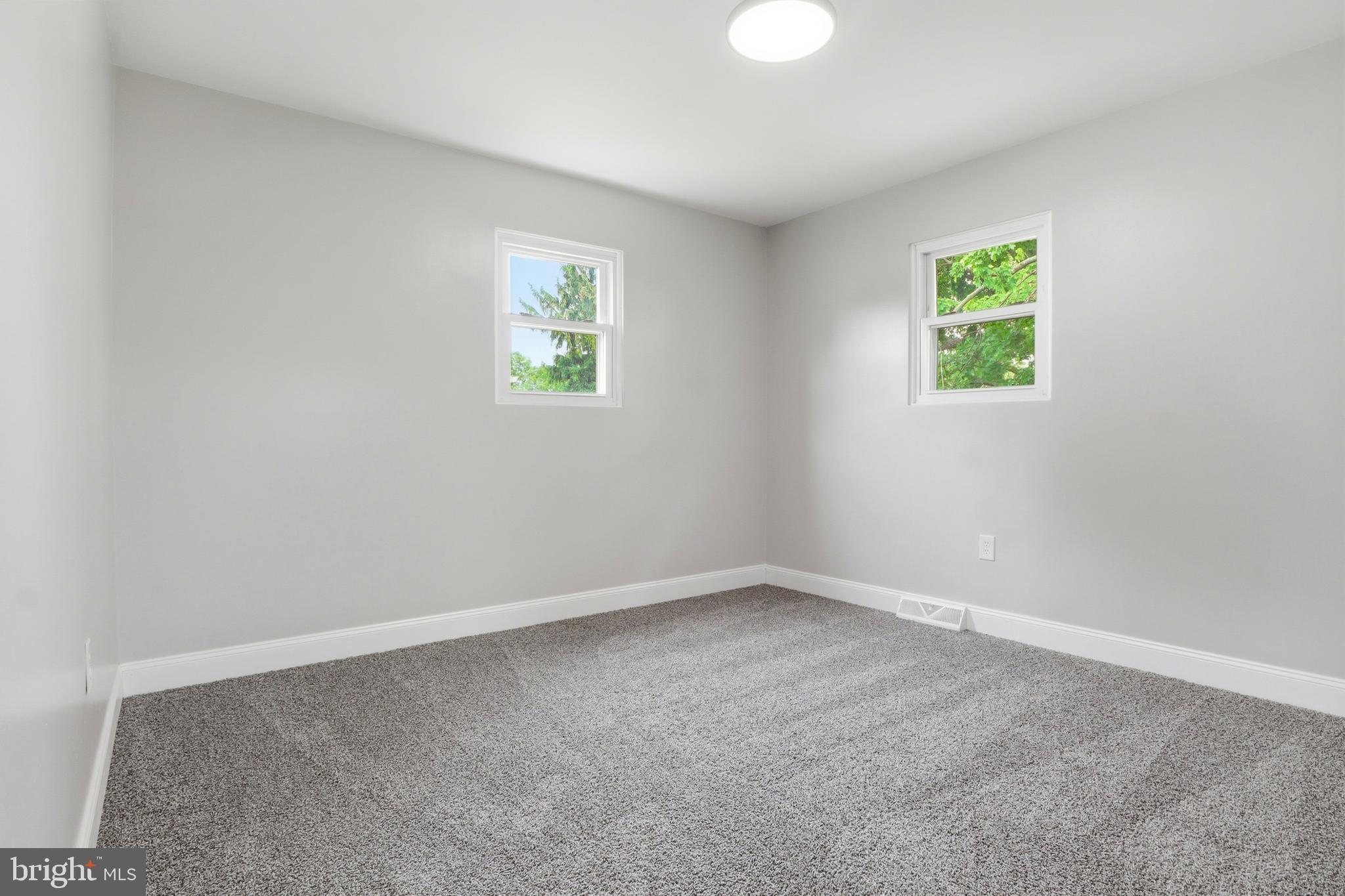 PINEBROOK HEIGHTS - Residential