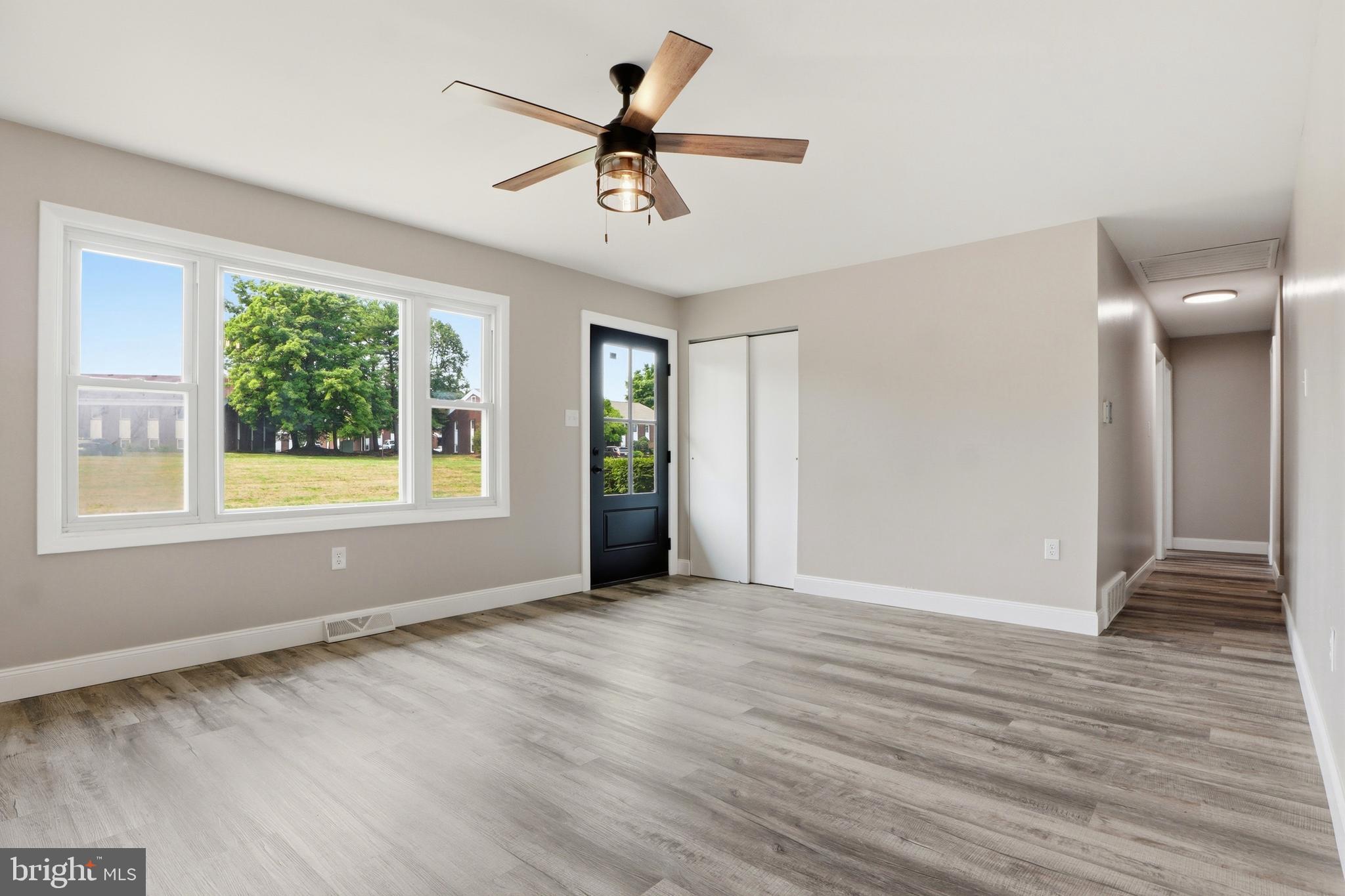 PINEBROOK HEIGHTS - Residential