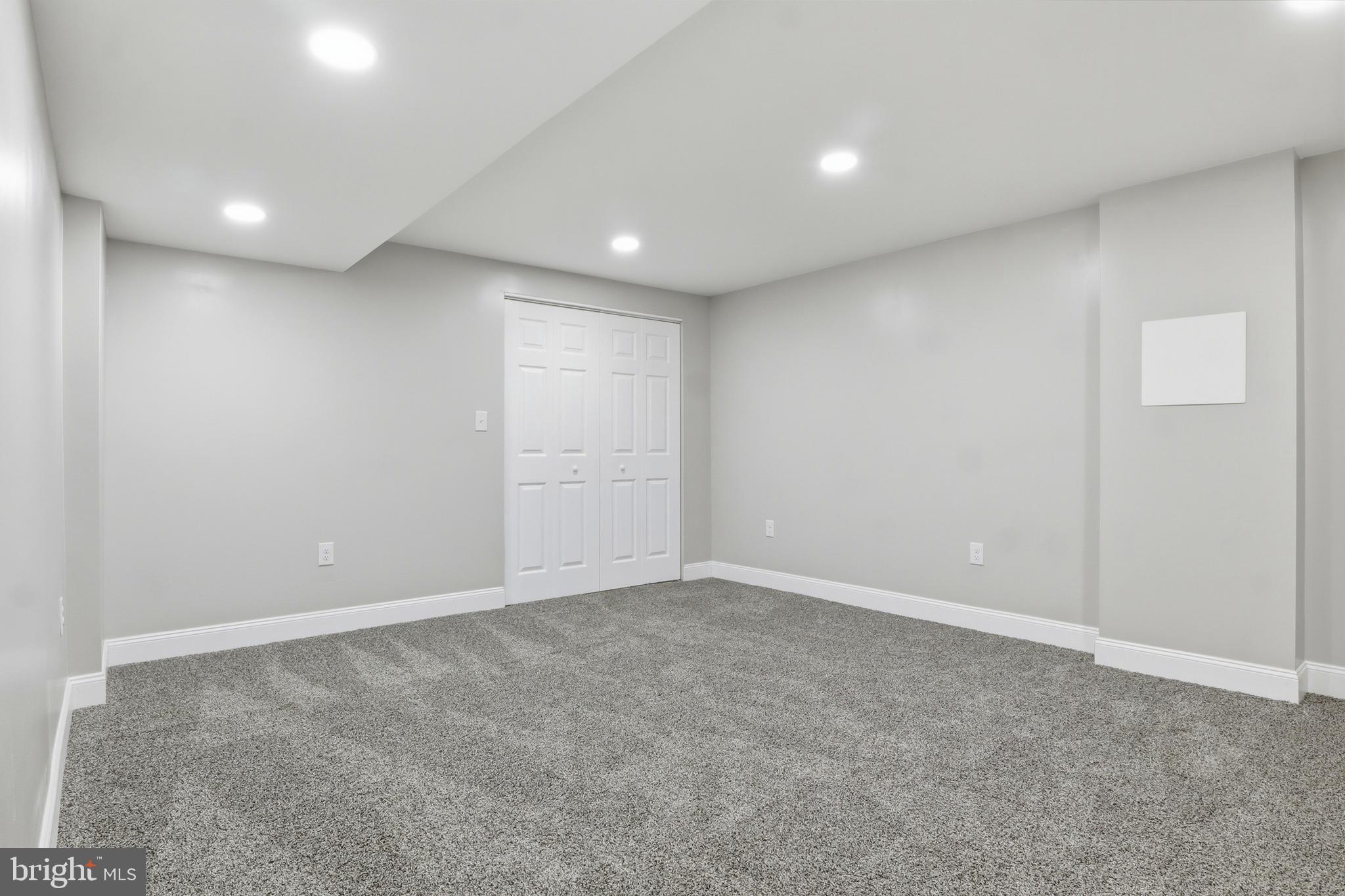 PINEBROOK HEIGHTS - Residential