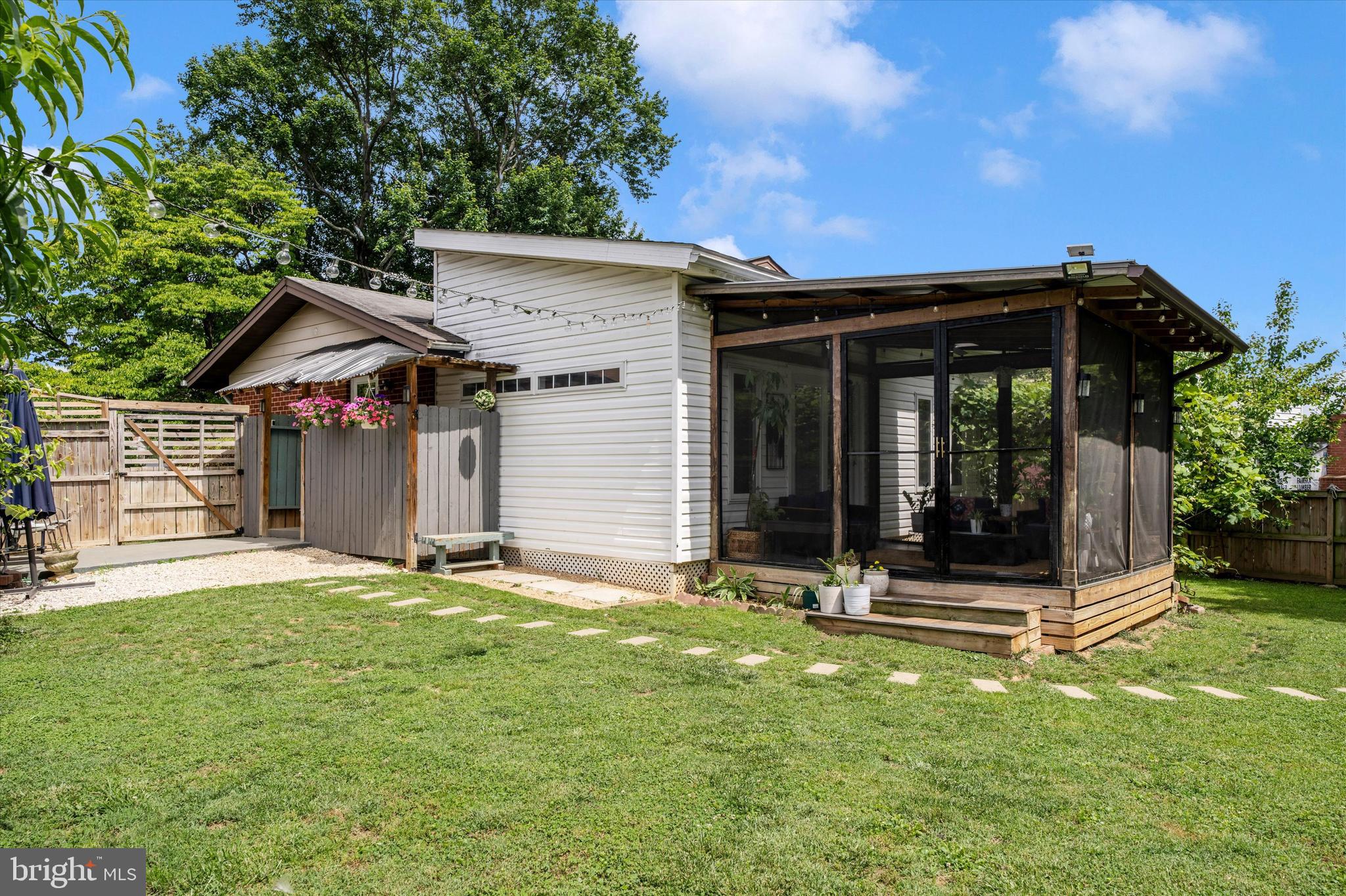 GARRETT FOREST - Residential