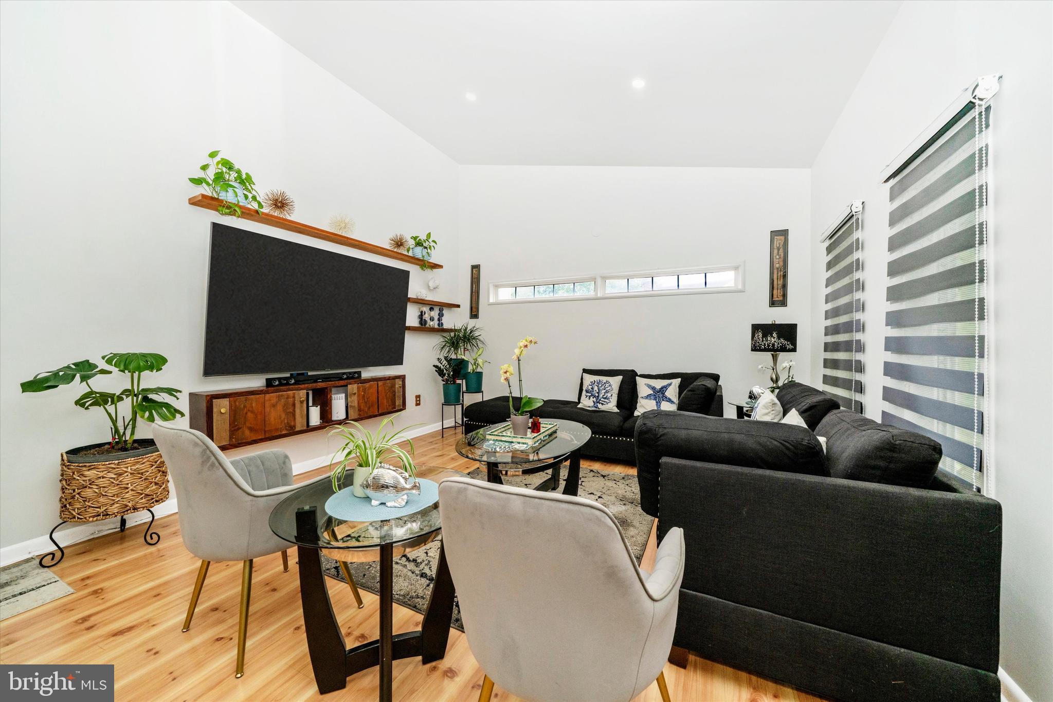 GARRETT FOREST - Residential
