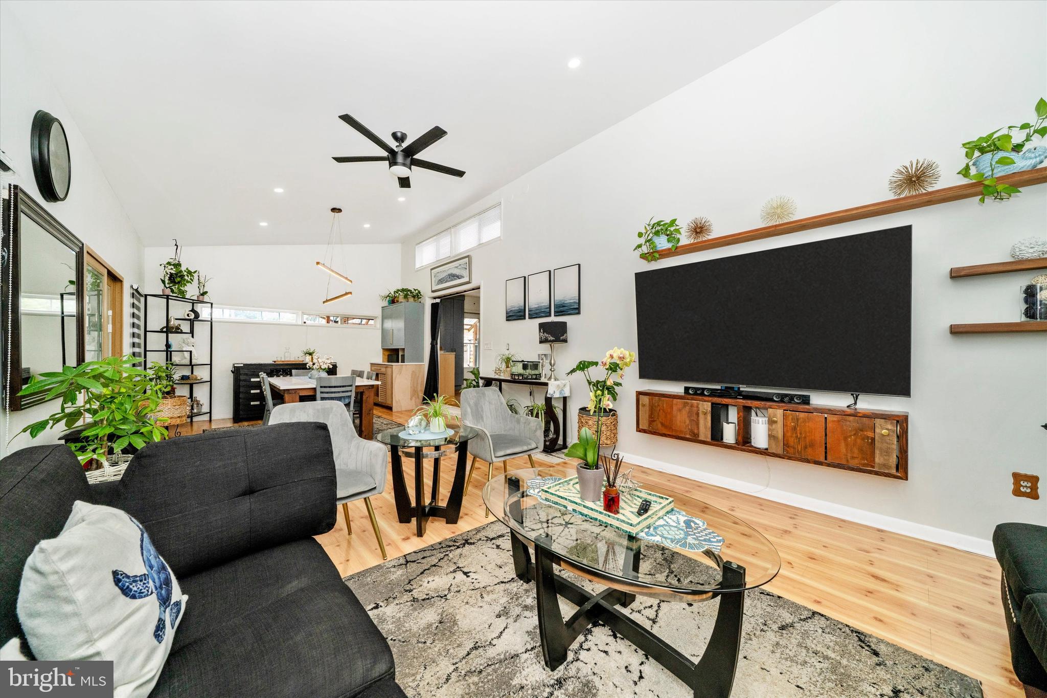 GARRETT FOREST - Residential