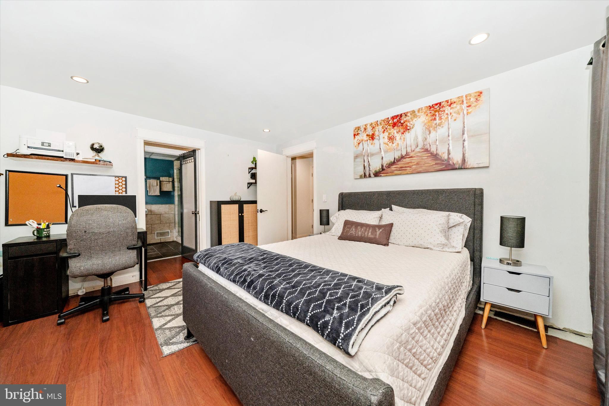 GARRETT FOREST - Residential