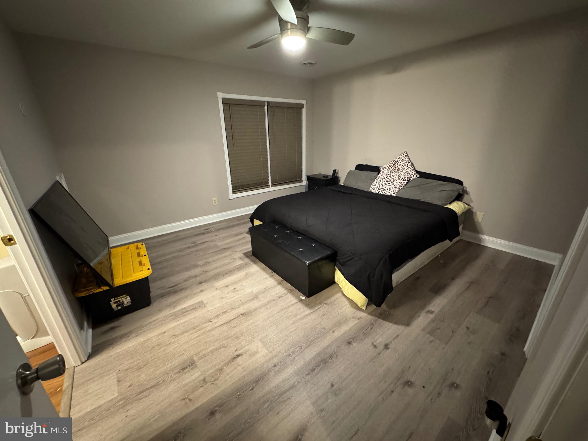 LAKEWOOD ESTATES - Residential