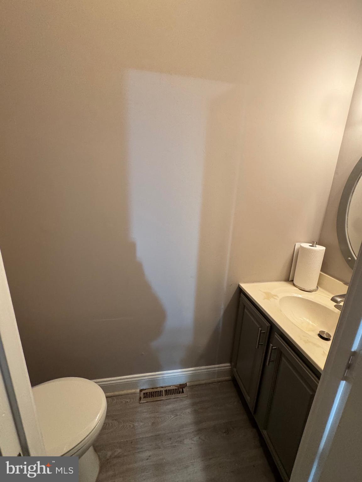 LAKEWOOD ESTATES - Residential