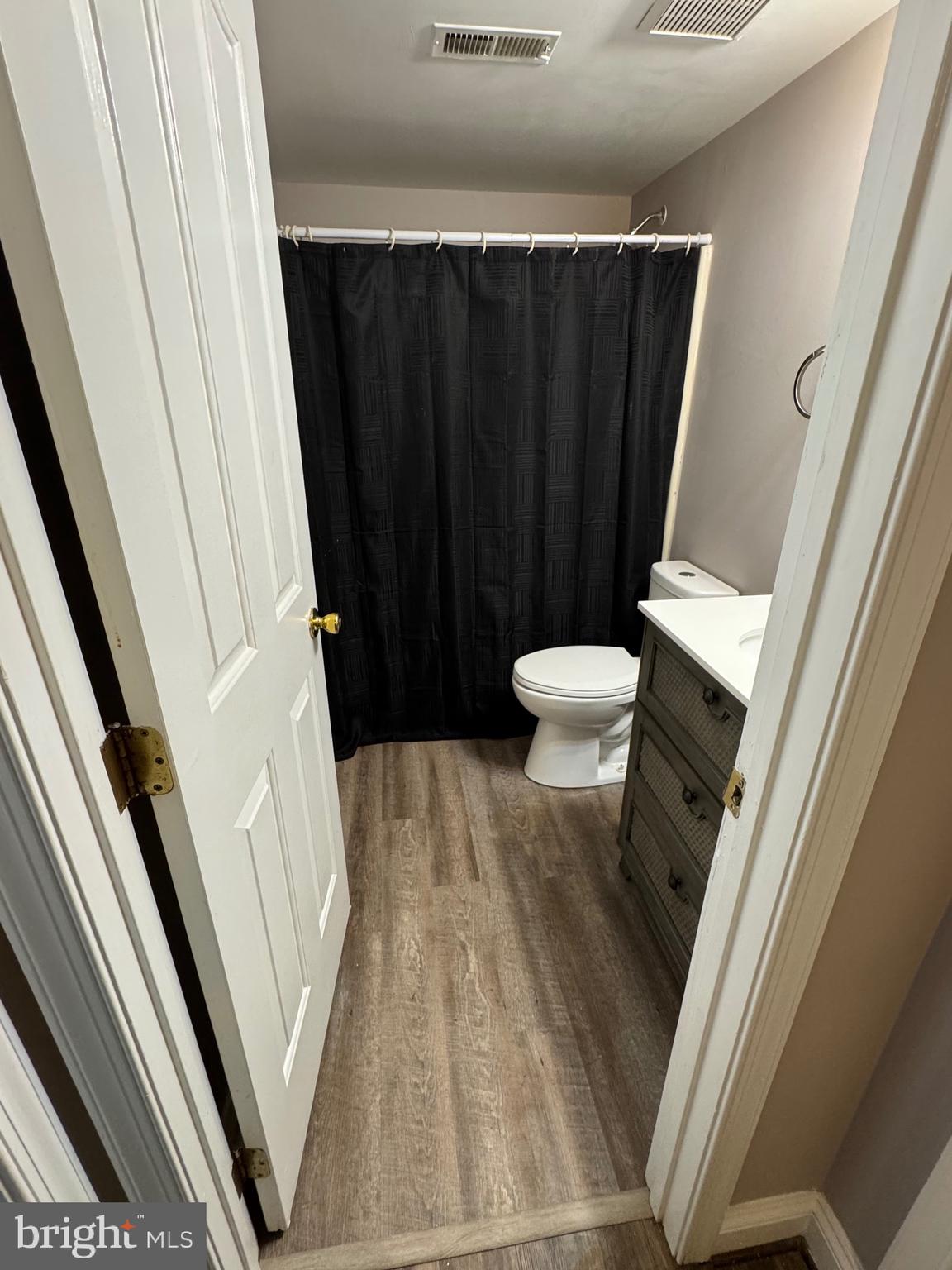 LAKEWOOD ESTATES - Residential