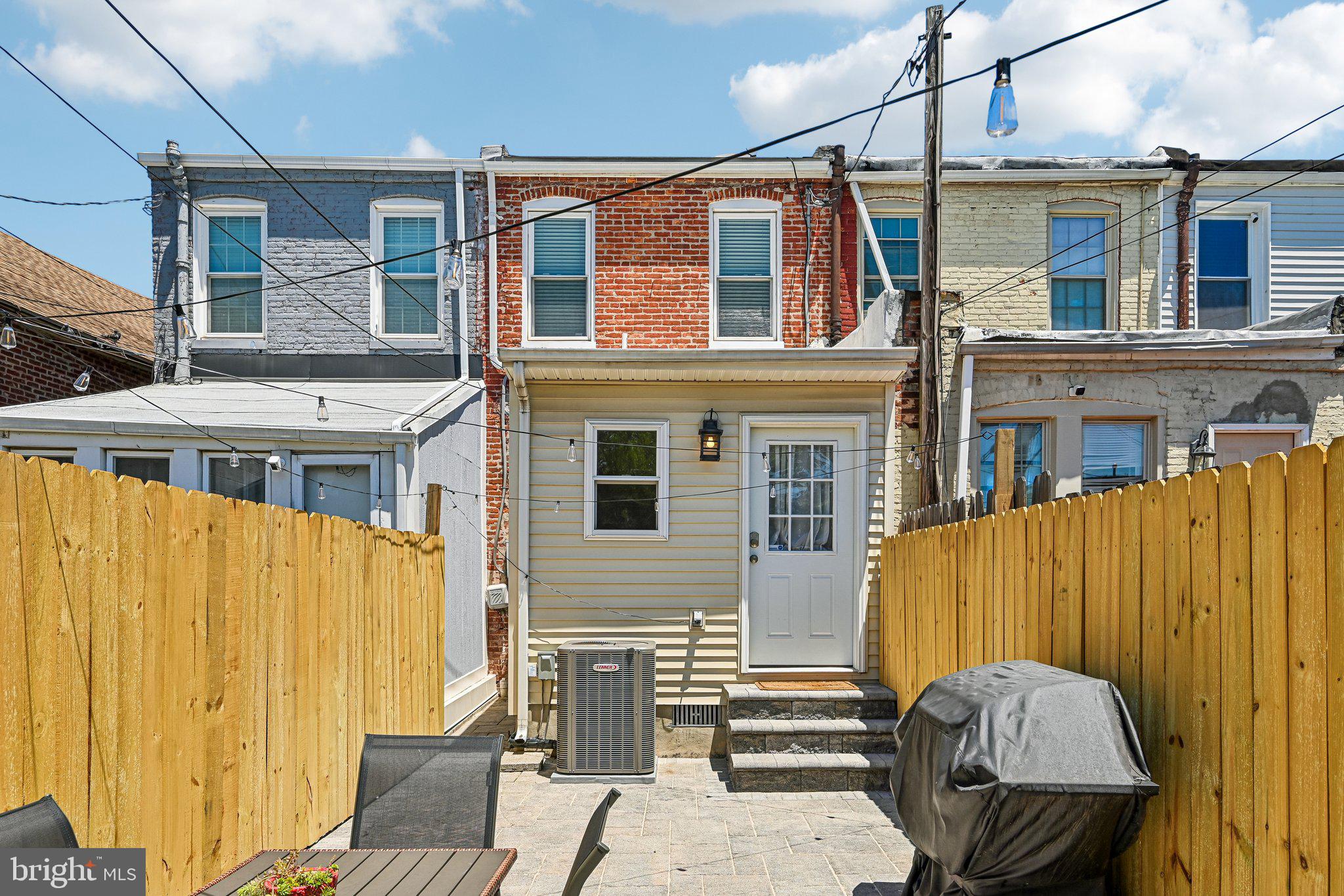 WASHINGTON VILLAGE - Residential