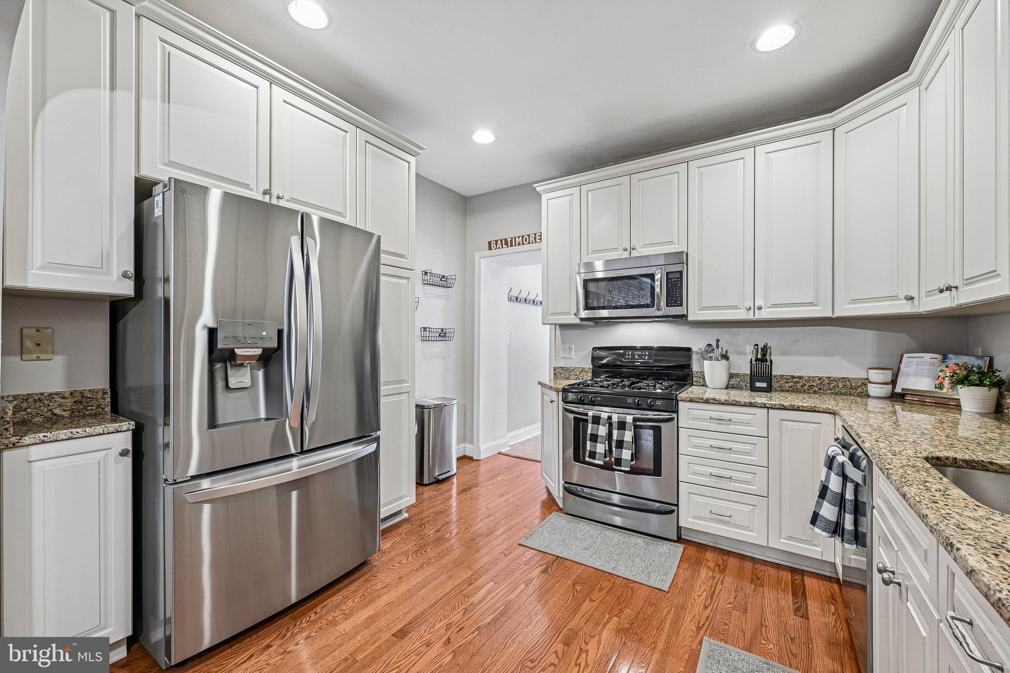 WASHINGTON VILLAGE - Residential