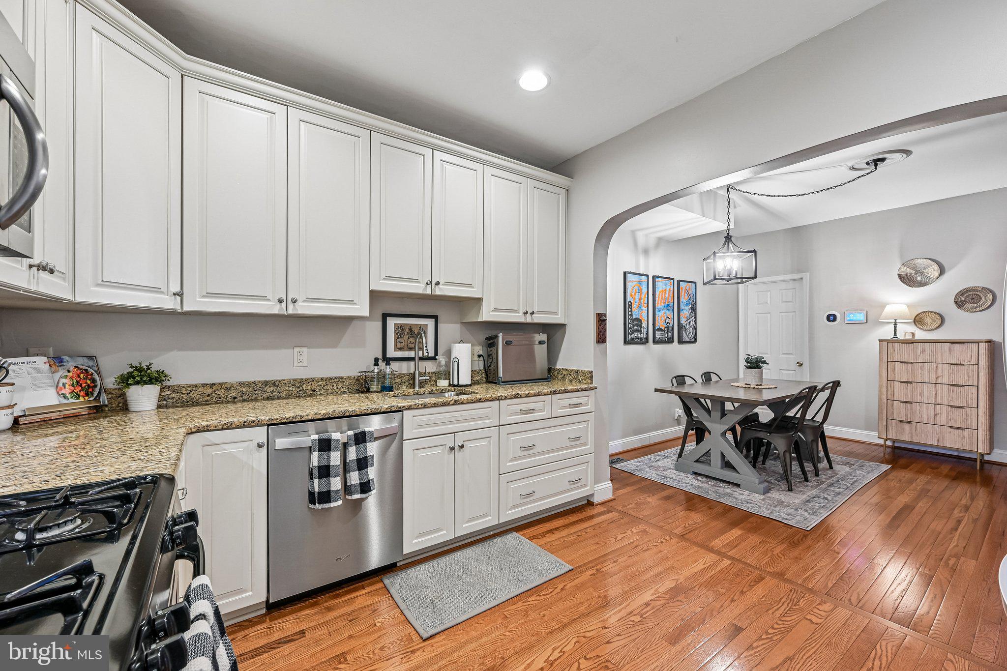 WASHINGTON VILLAGE - Residential
