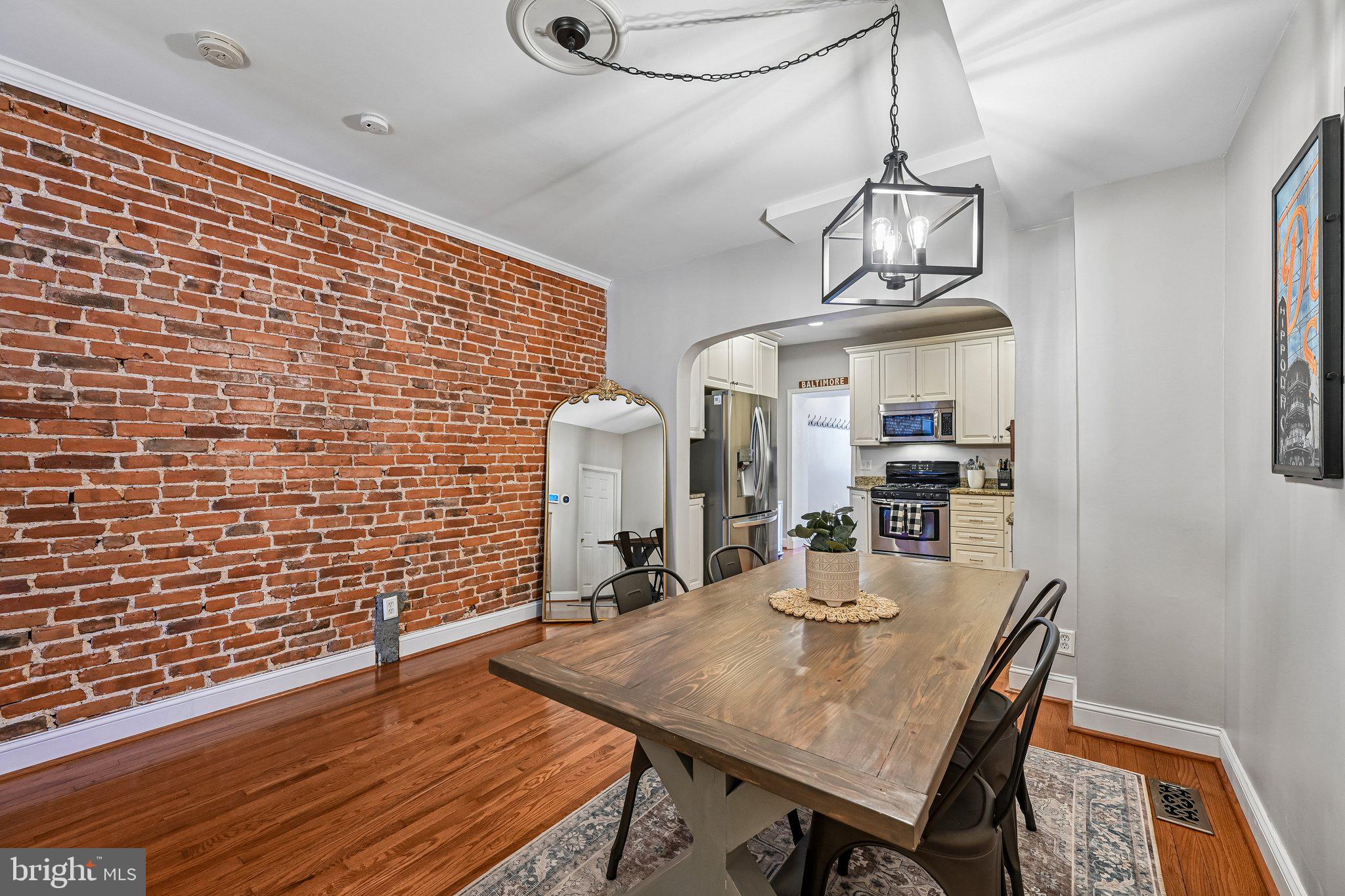 WASHINGTON VILLAGE - Residential