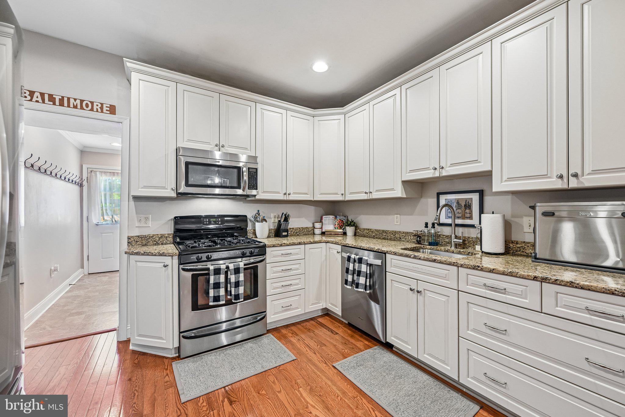 WASHINGTON VILLAGE - Residential