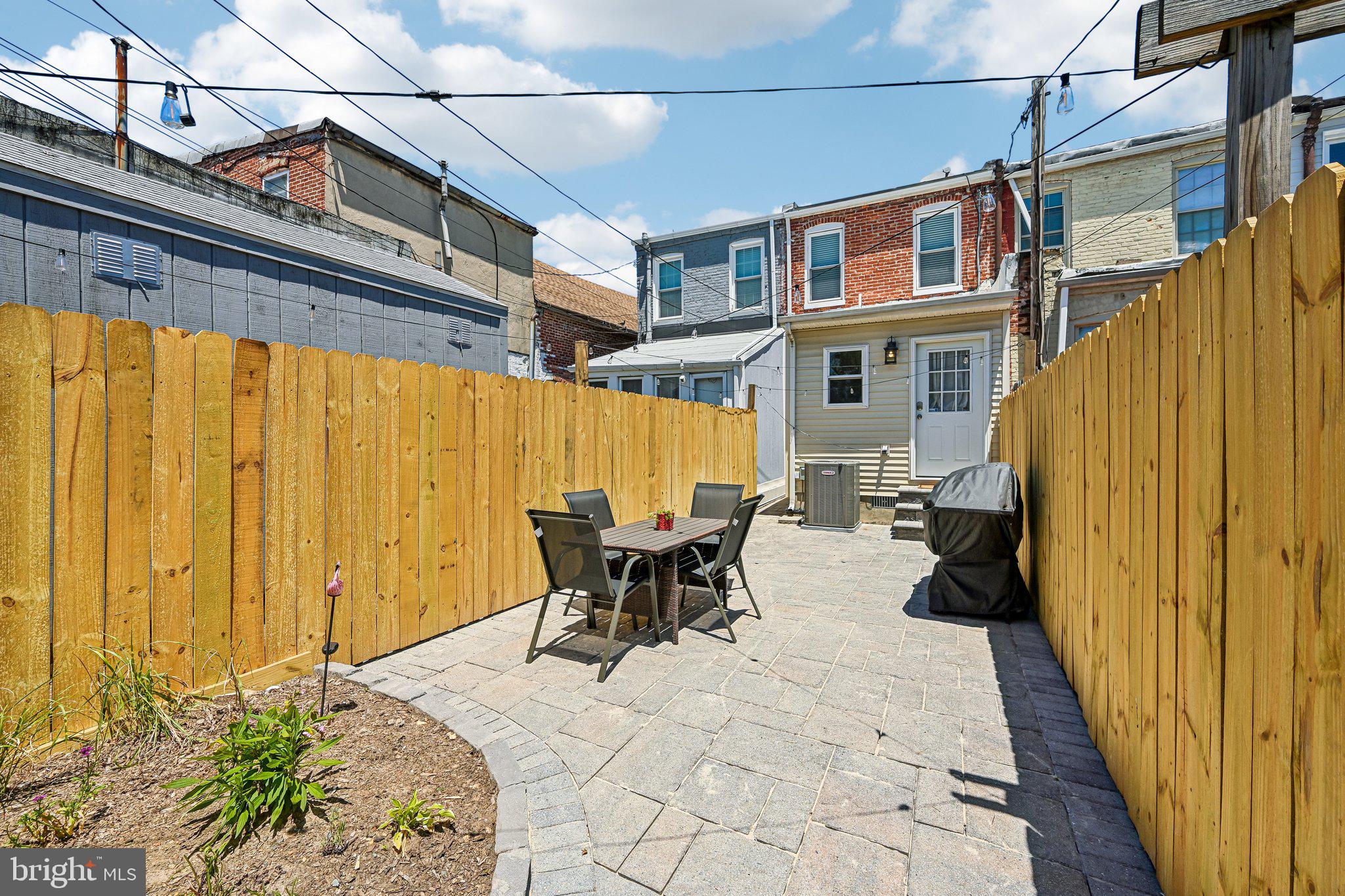 WASHINGTON VILLAGE - Residential