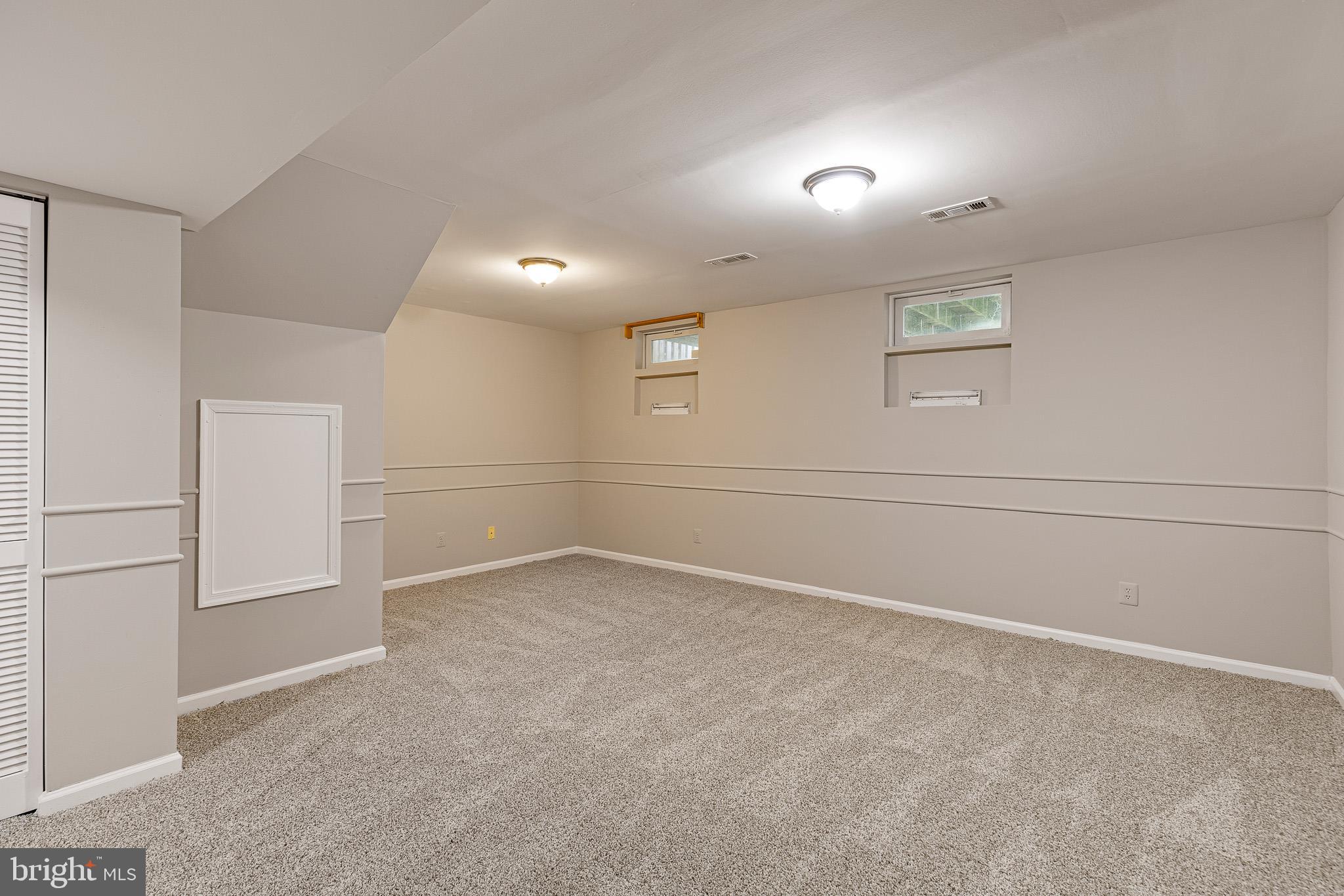 CHAPMAN WOODS - Residential