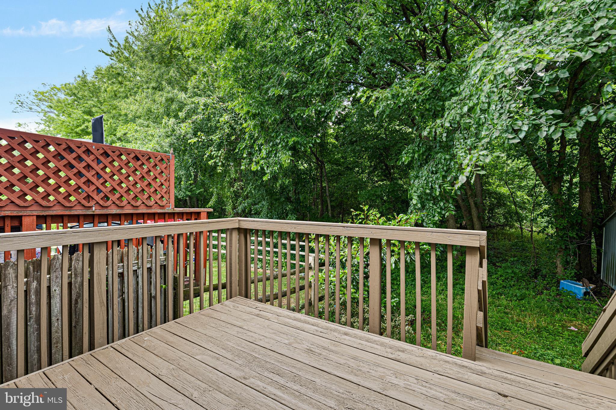 CHAPMAN WOODS - Residential