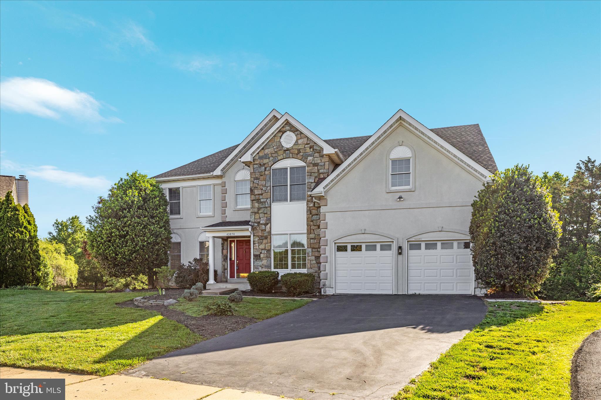 FARMWELL HUNT - Residential