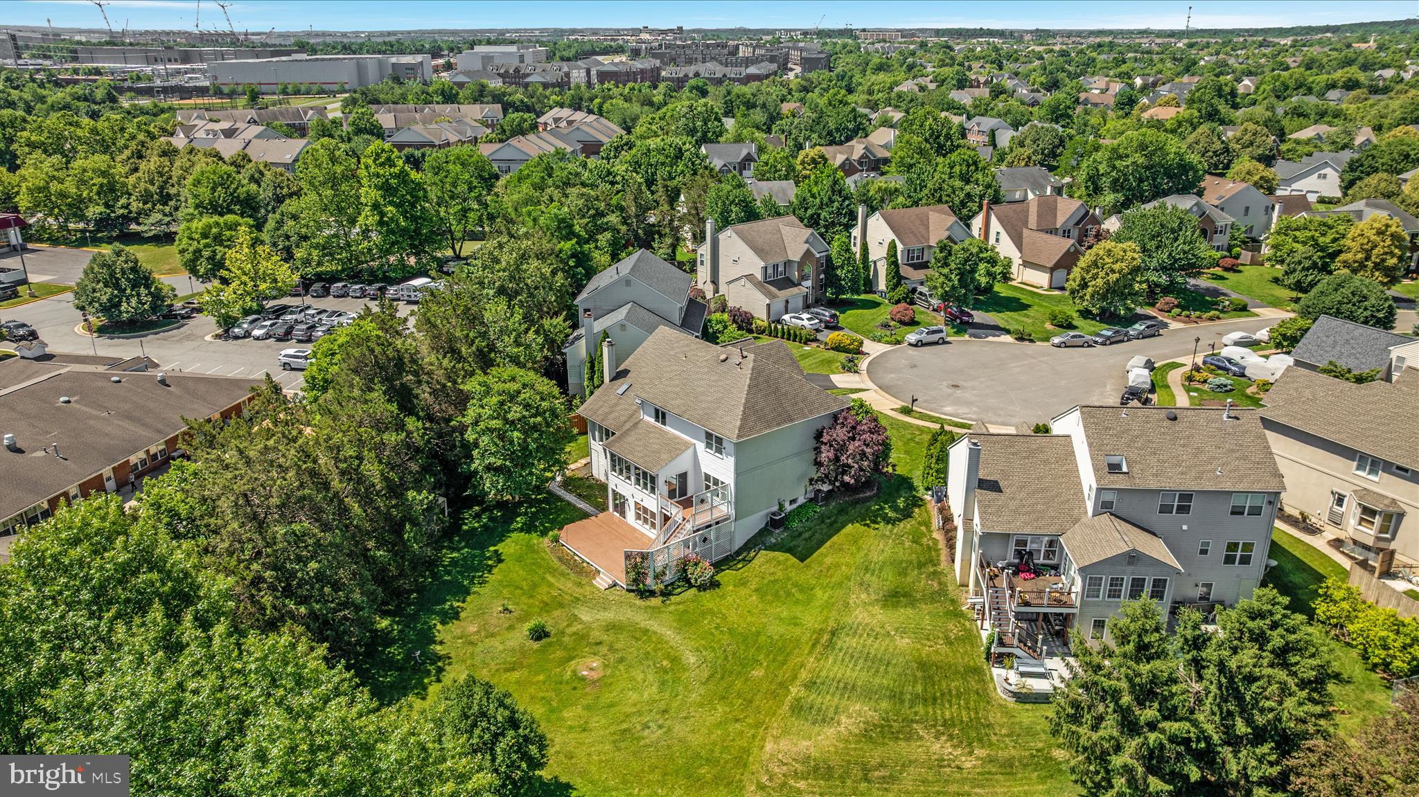 FARMWELL HUNT - Residential