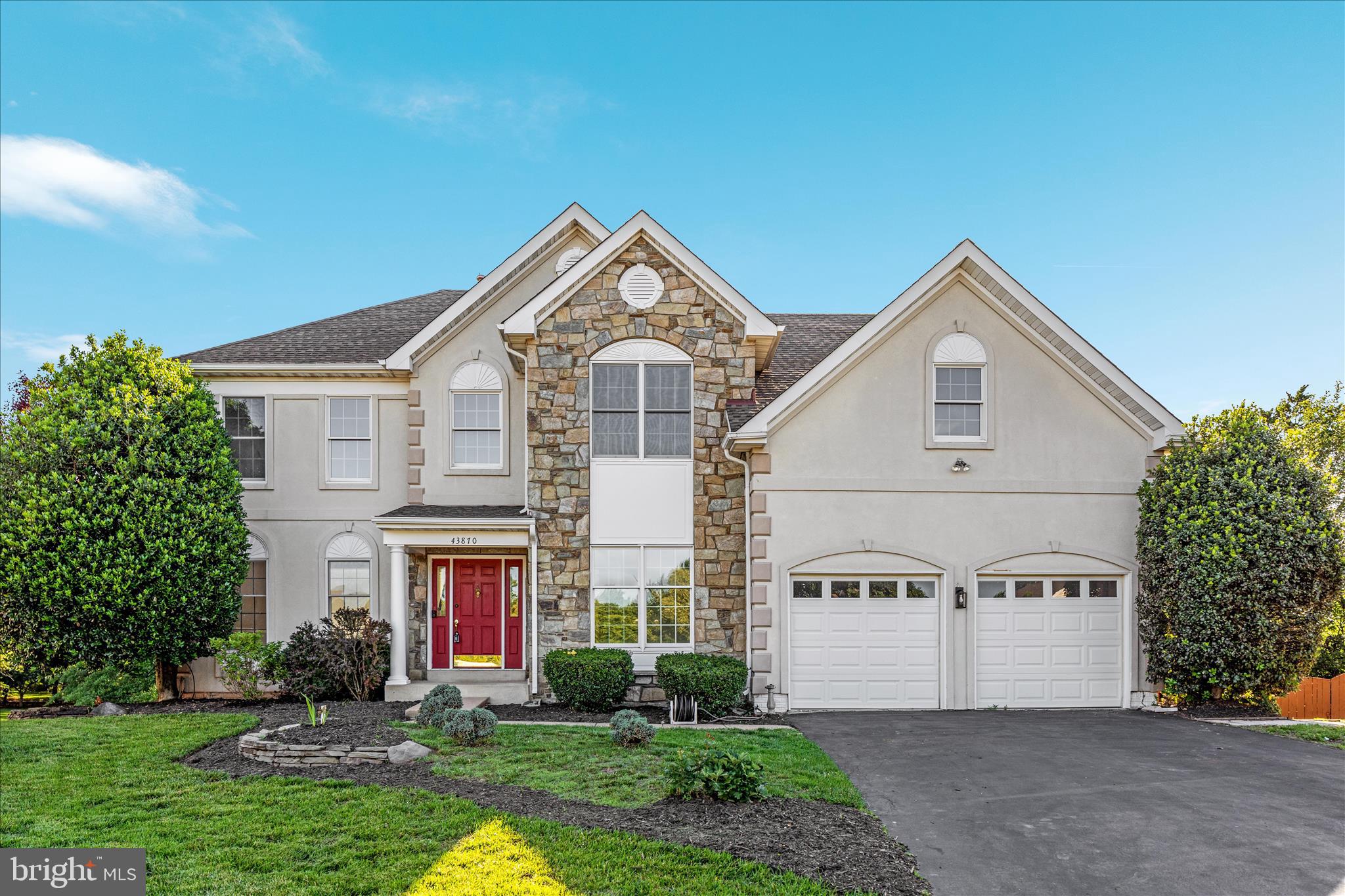 FARMWELL HUNT - Residential