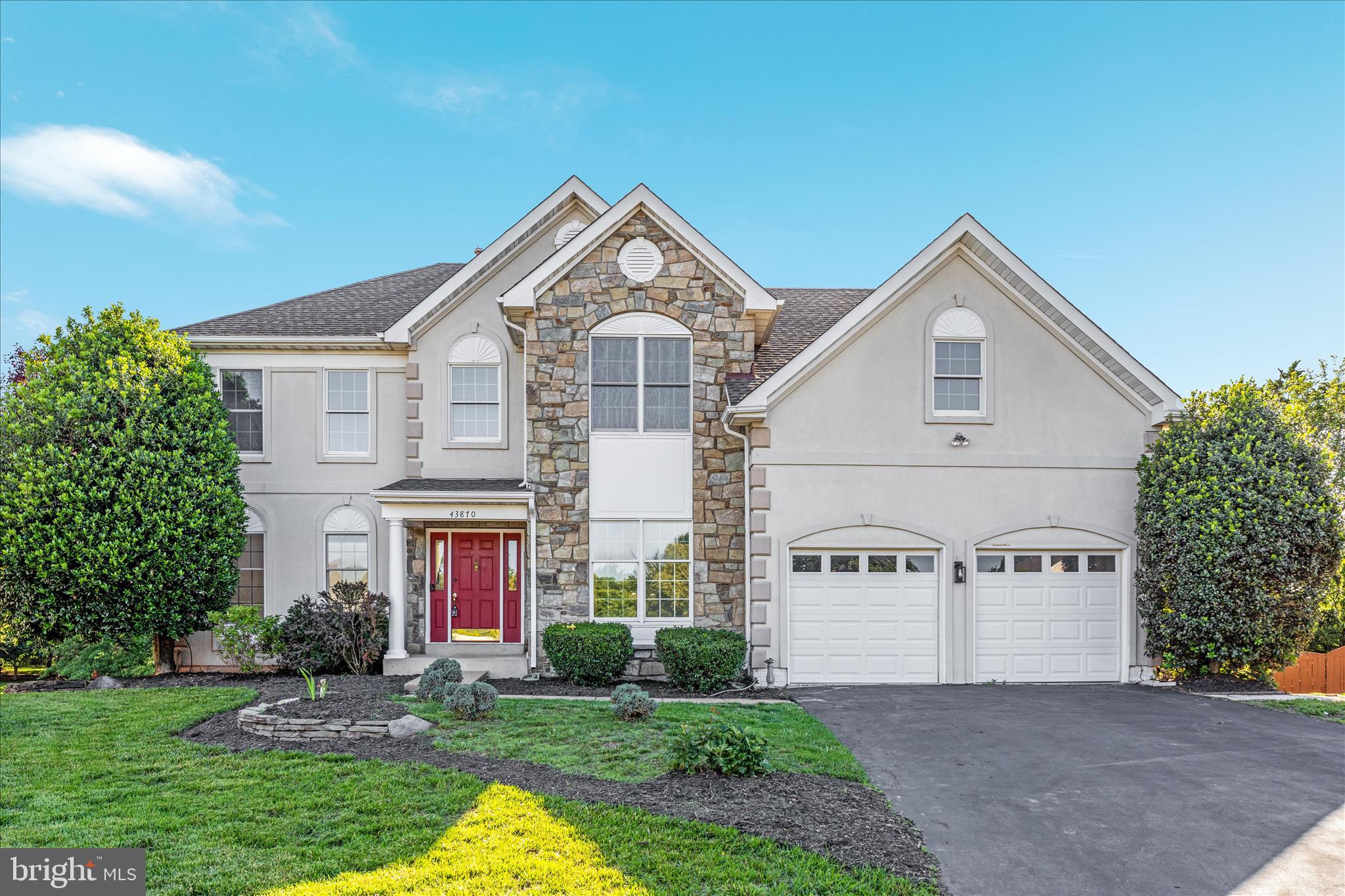 FARMWELL HUNT - Residential