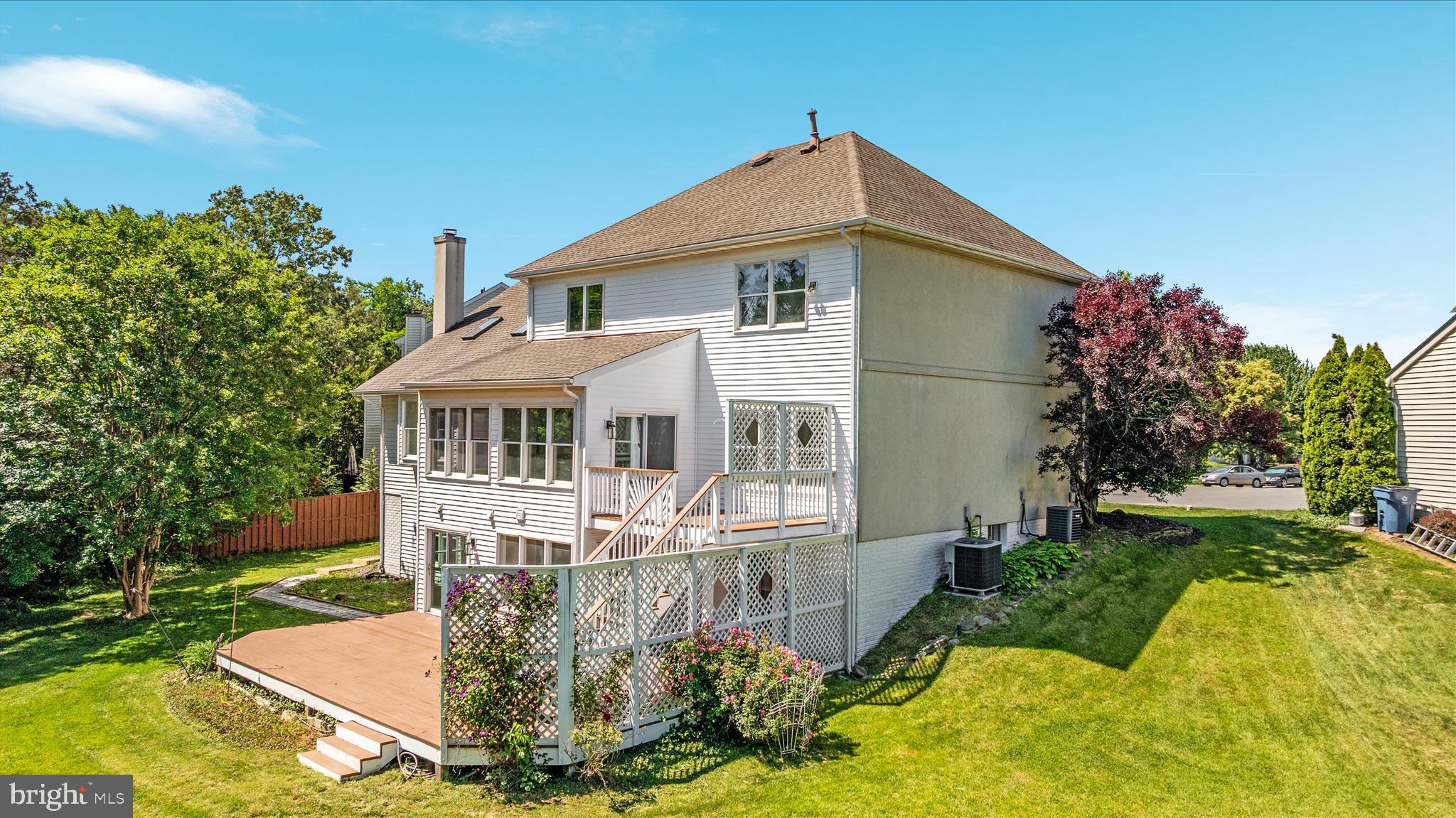 FARMWELL HUNT - Residential