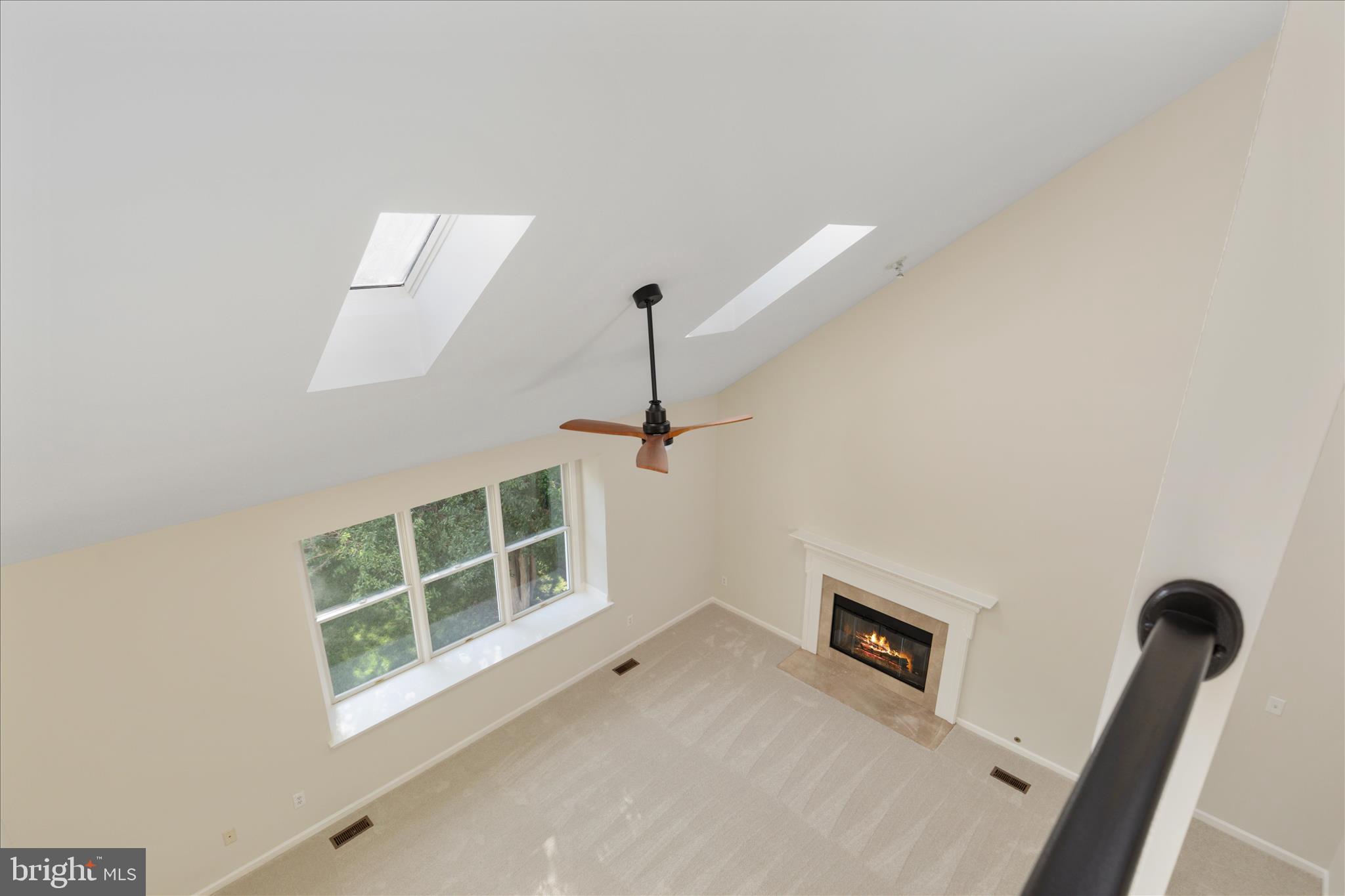 FARMWELL HUNT - Residential
