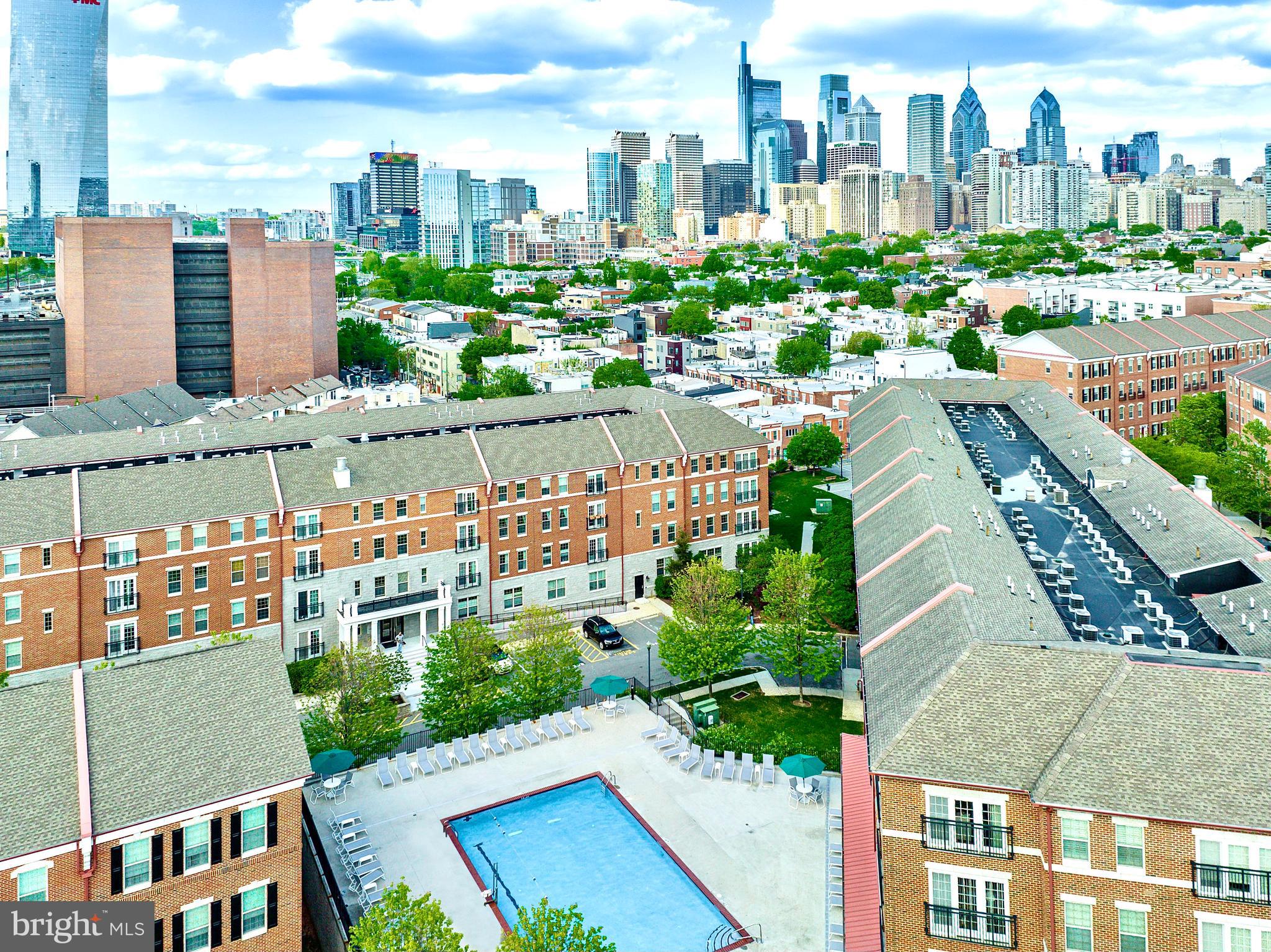 NAVAL SQUARE - Residential Lease