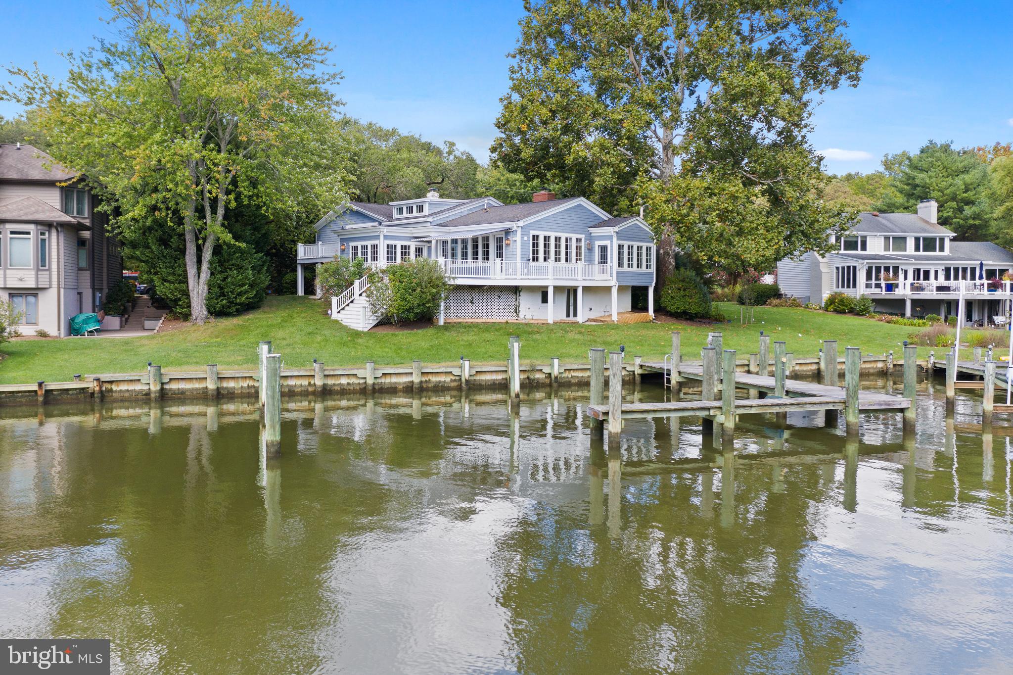 WILD ROSE SHORES - Residential