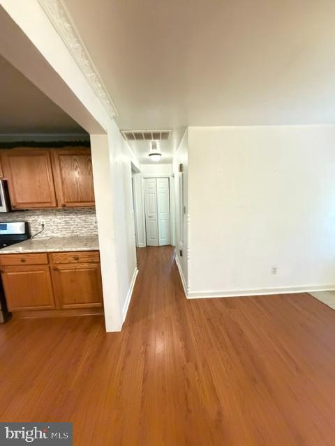 KNOB HILL - Residential