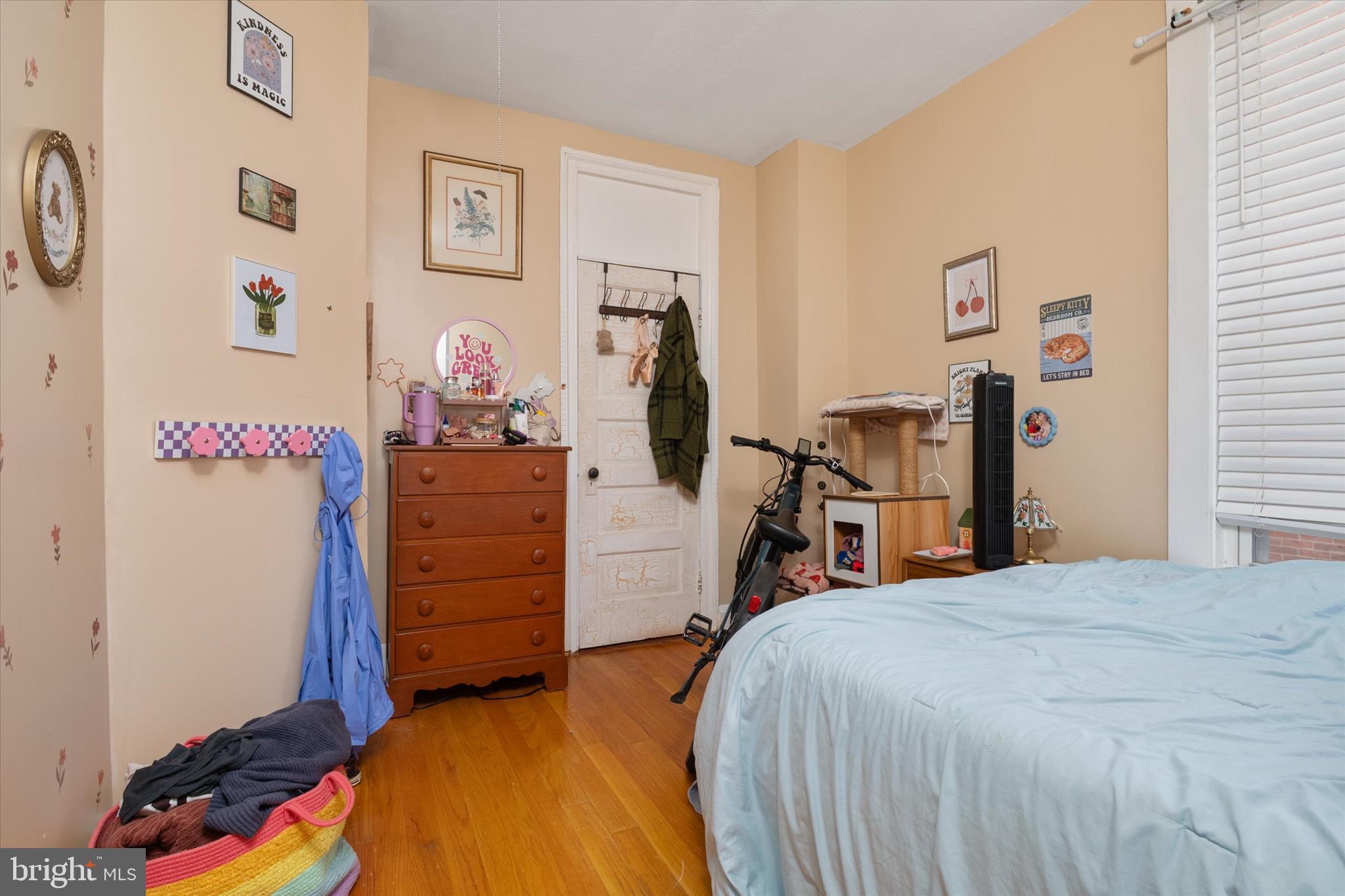 LITTLE ITALY - Residential Income