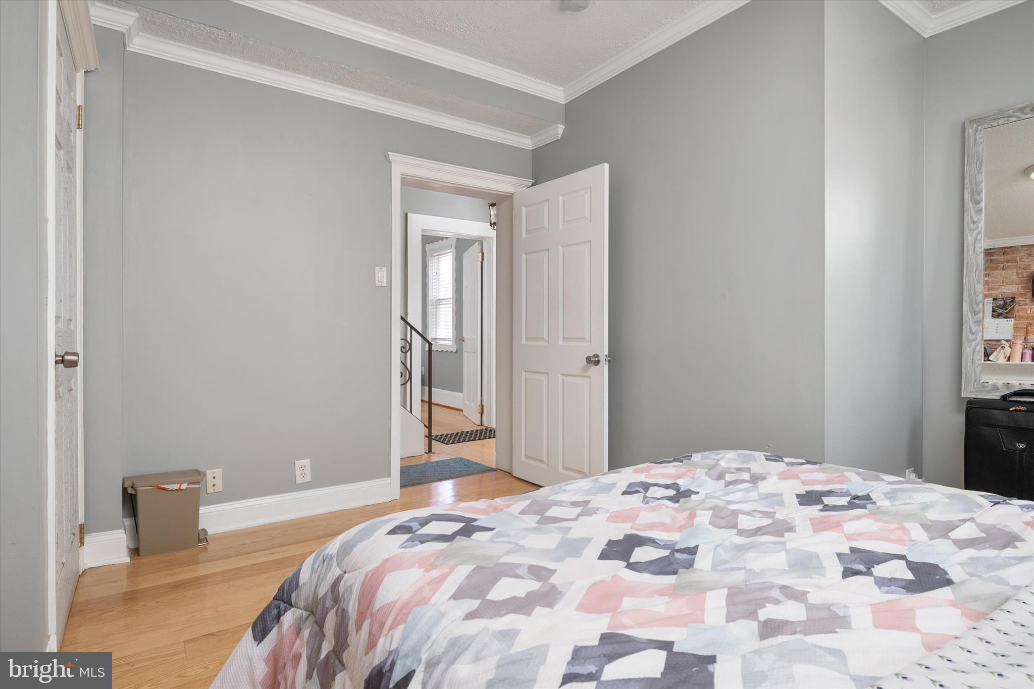 LITTLE ITALY - Residential Income
