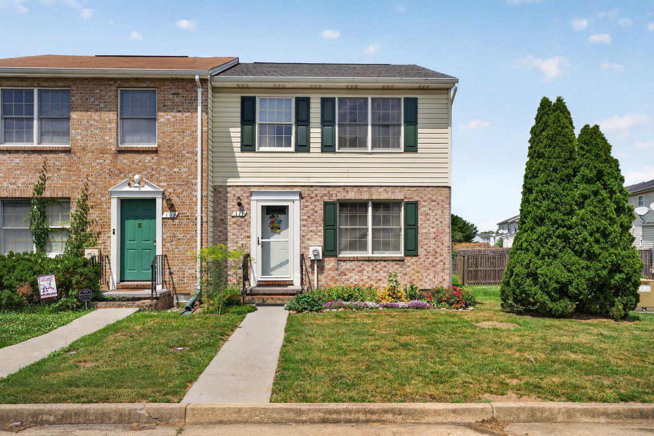 APPLETON DOWNS - Residential