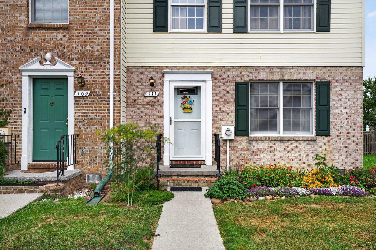 APPLETON DOWNS - Residential