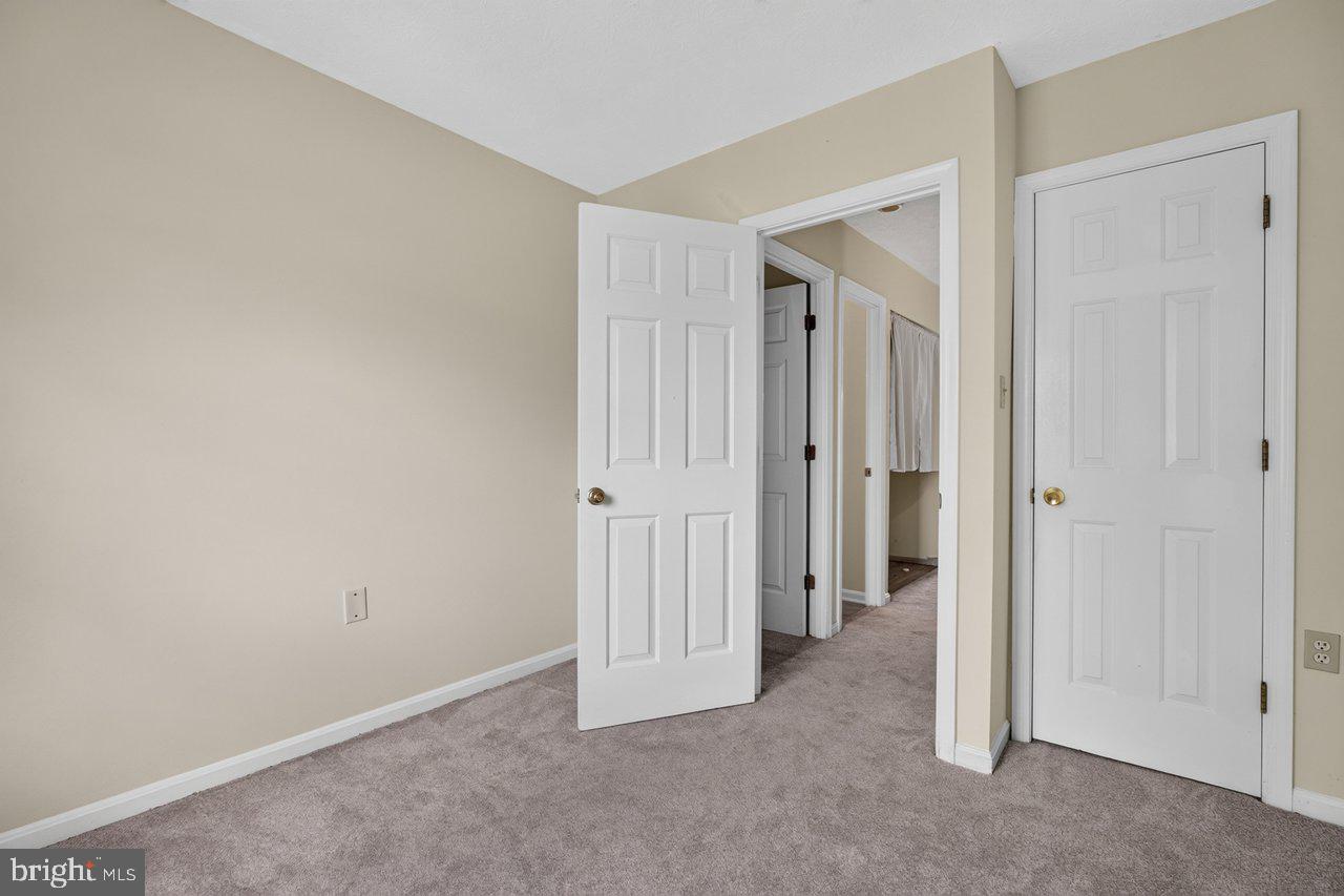 APPLETON DOWNS - Residential
