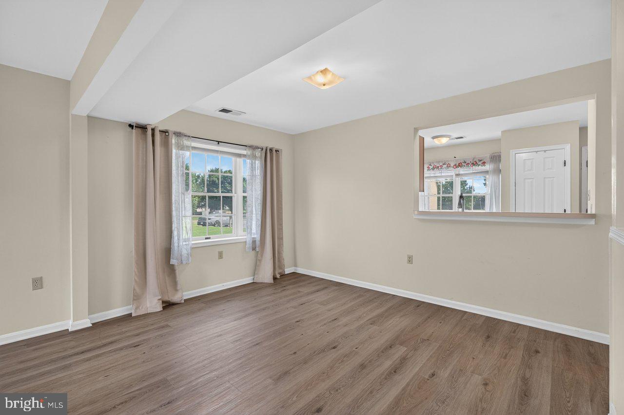 APPLETON DOWNS - Residential