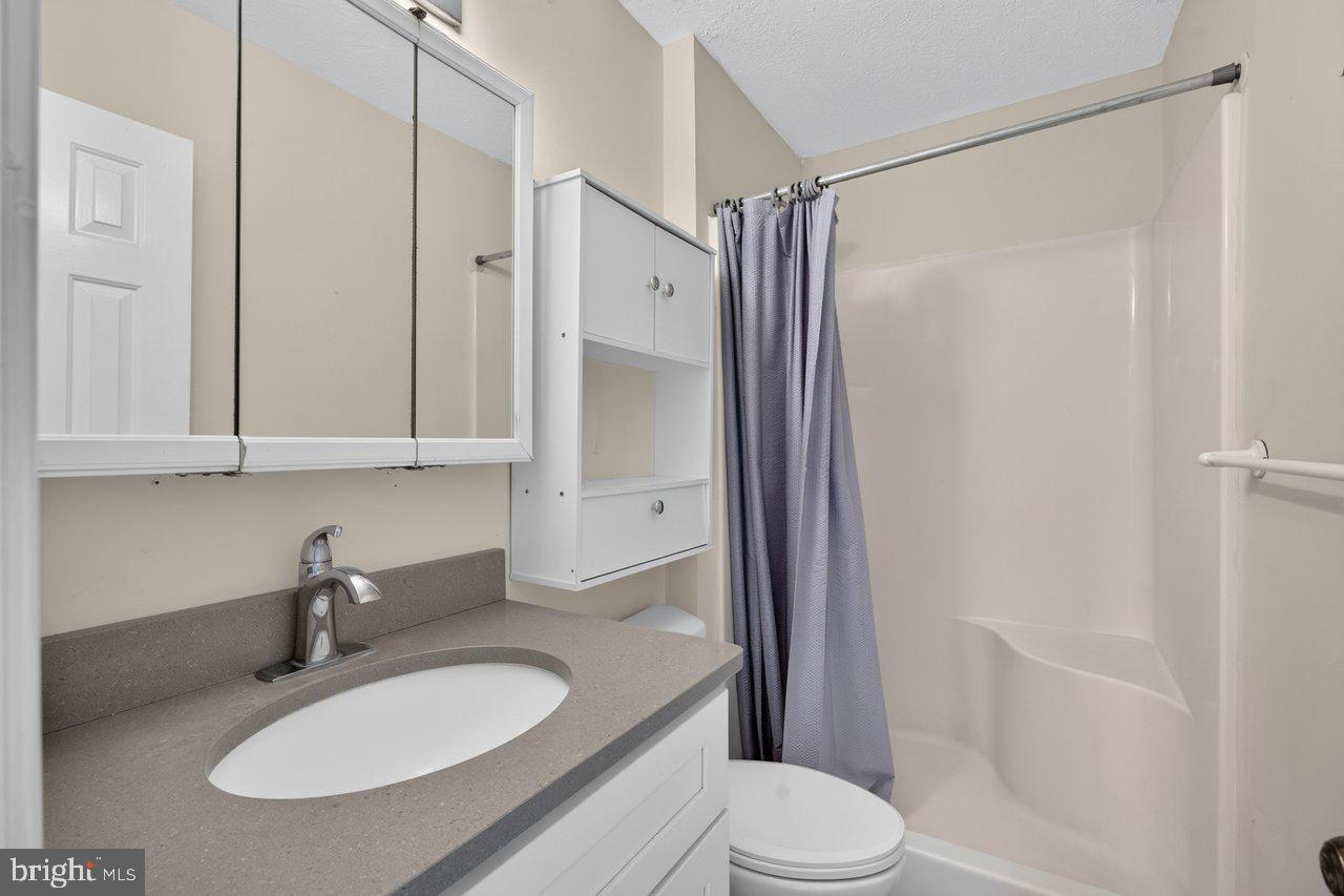 APPLETON DOWNS - Residential