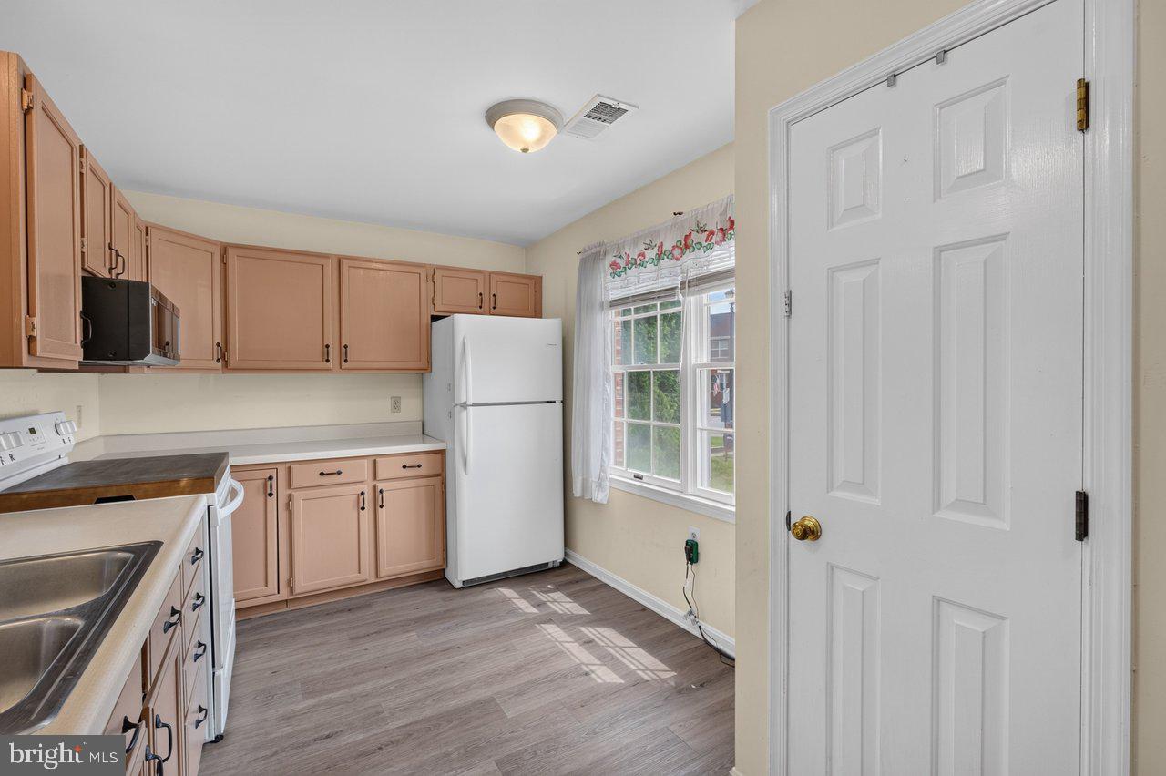 APPLETON DOWNS - Residential