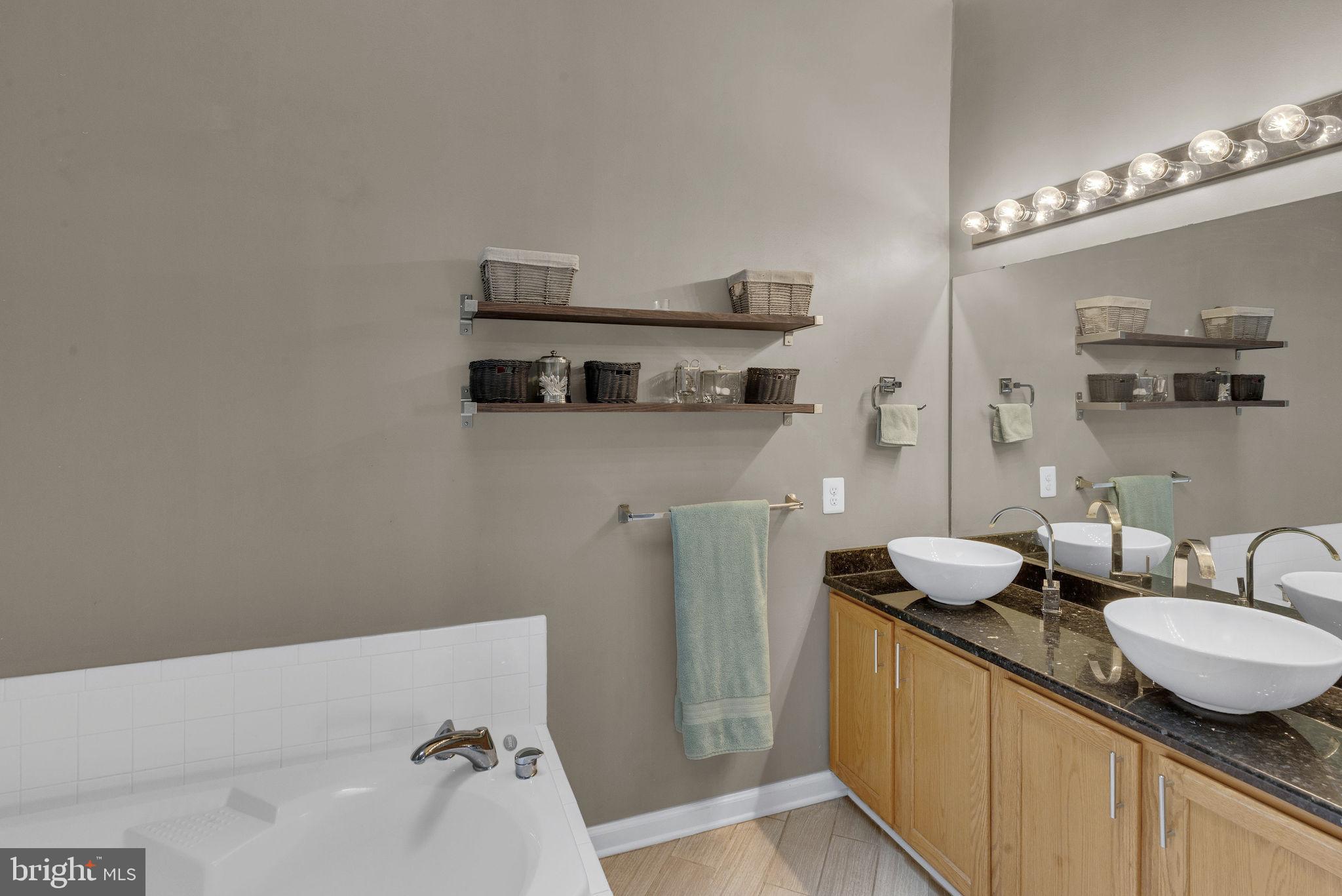ORCHARD HILL - Residential