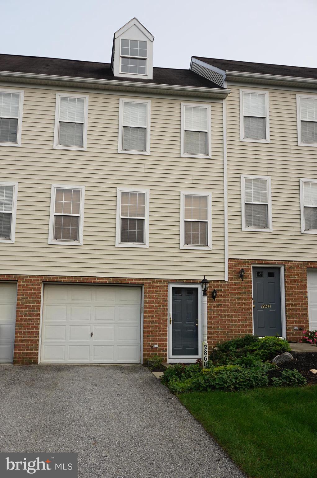 HEARTHRIDGE/WOODMONT - Residential