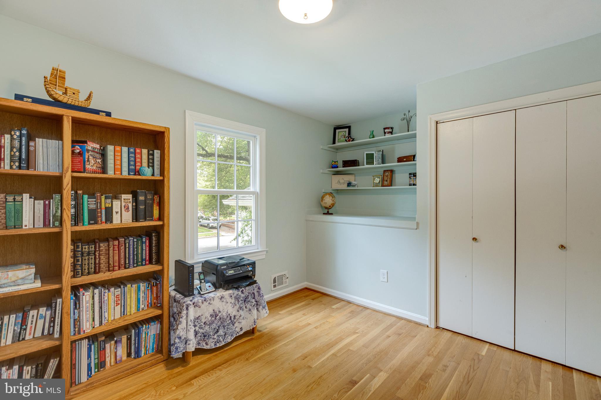 RIVERSIDE GARDENS - Residential