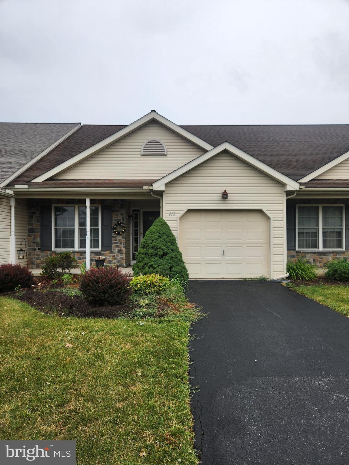MALLARD PONDS - Residential