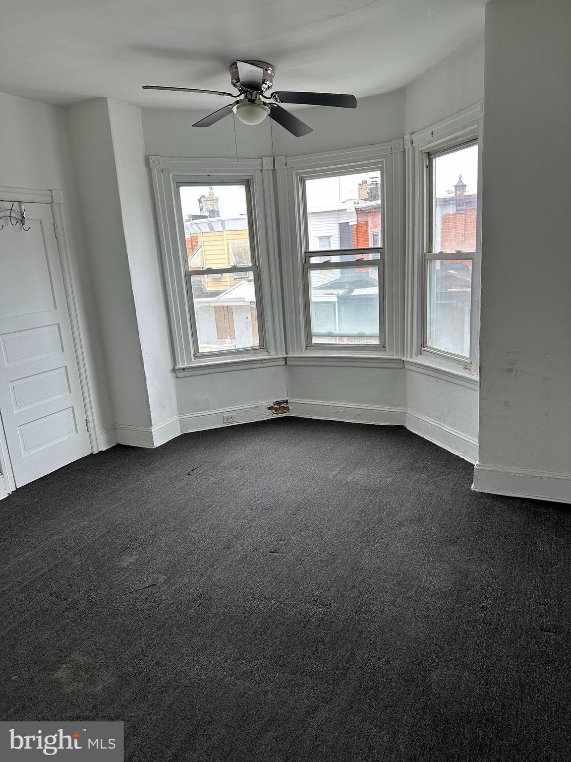 KENSINGTON - Residential