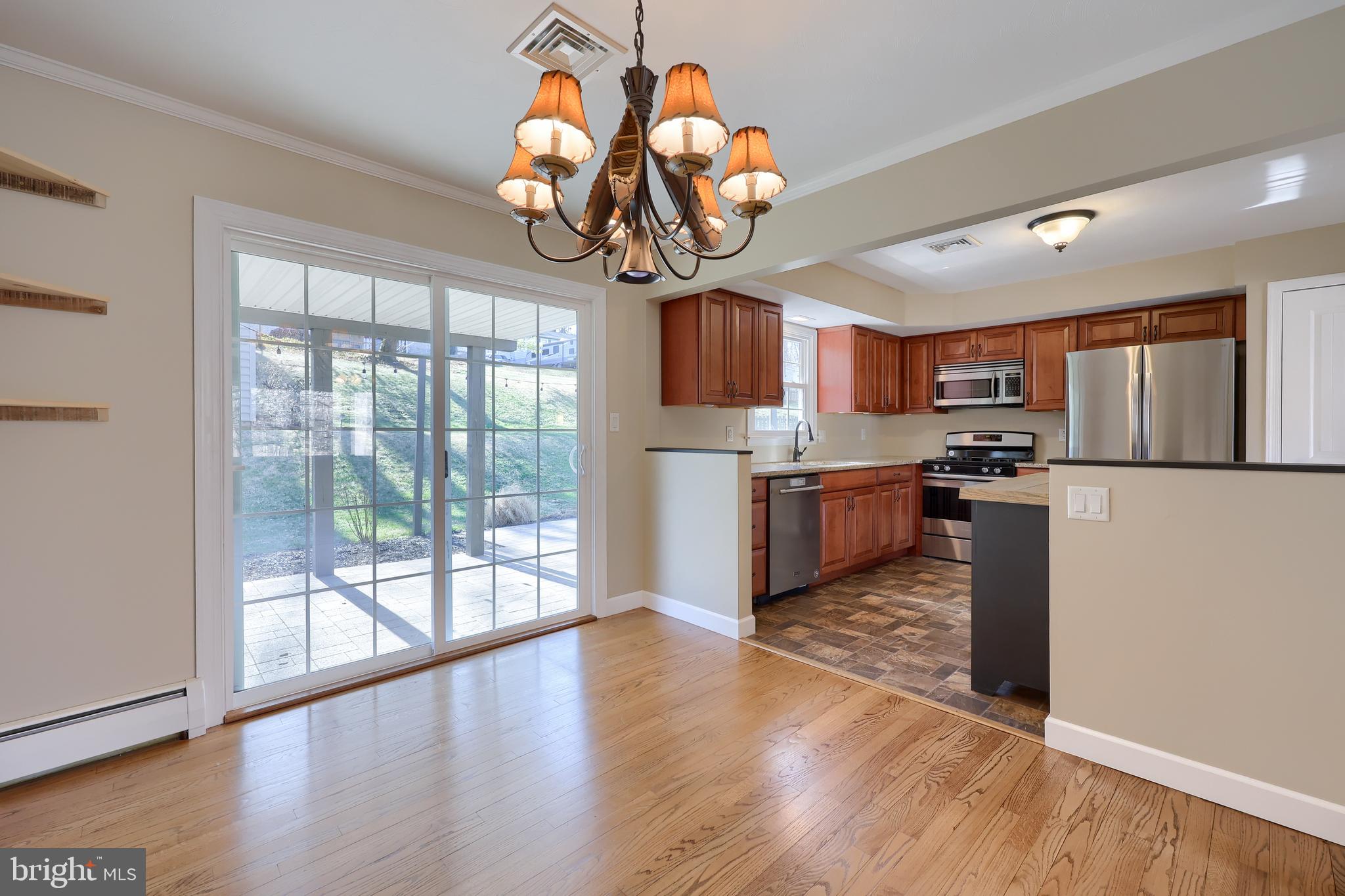 ARLINGTON PARK - Residential