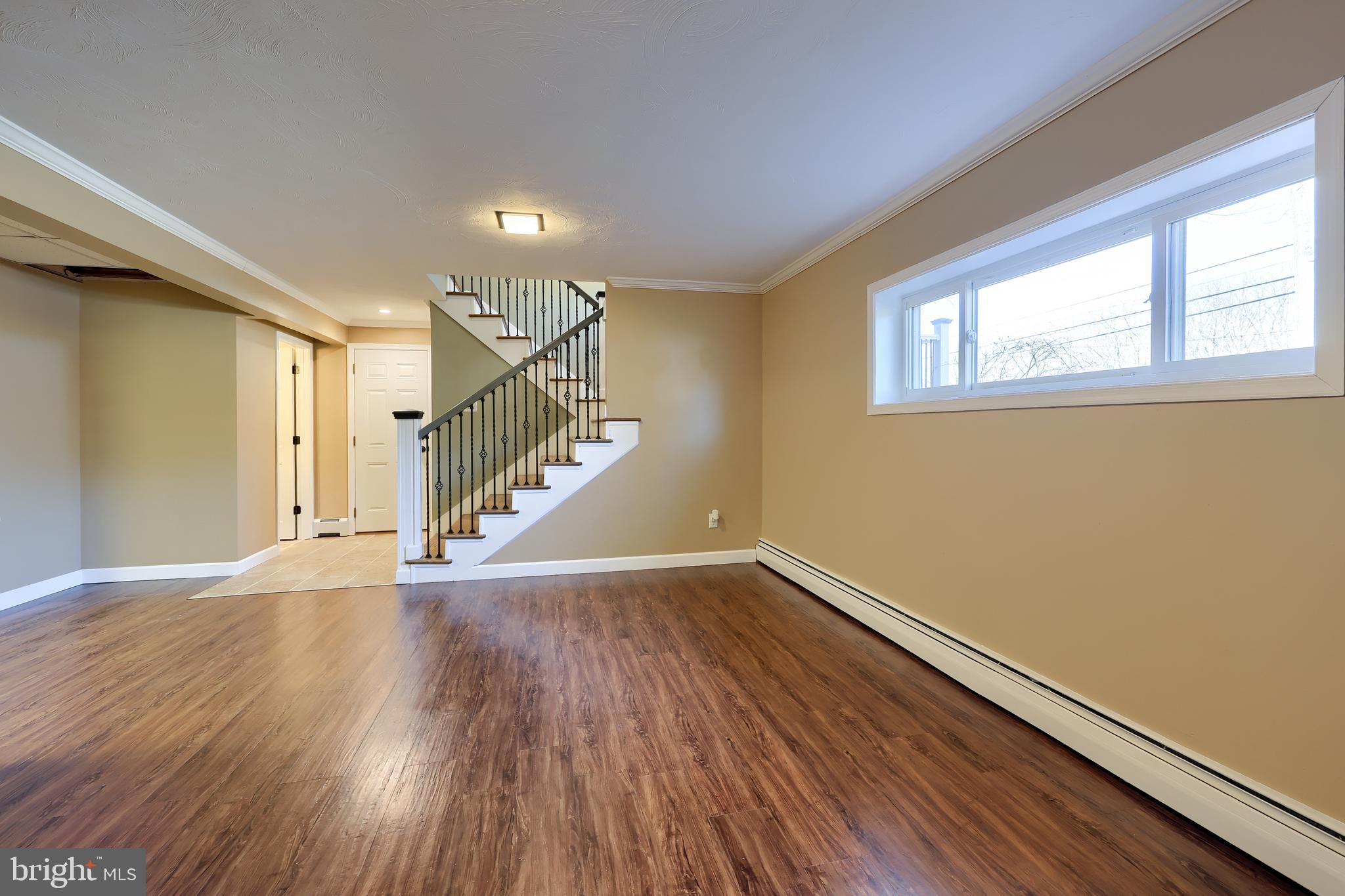 ARLINGTON PARK - Residential
