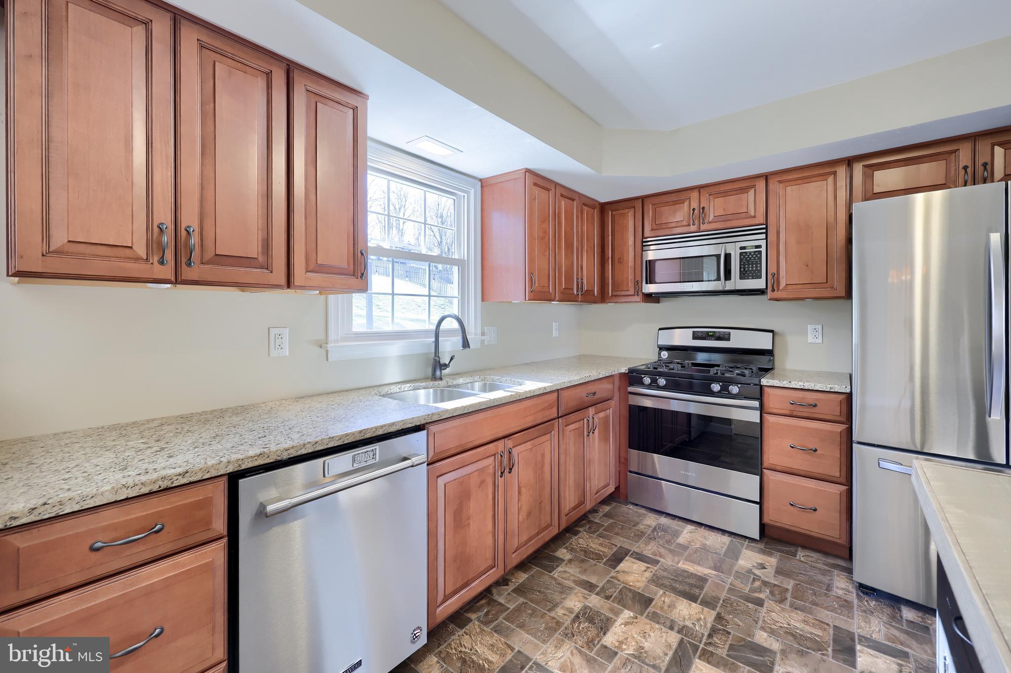 ARLINGTON PARK - Residential