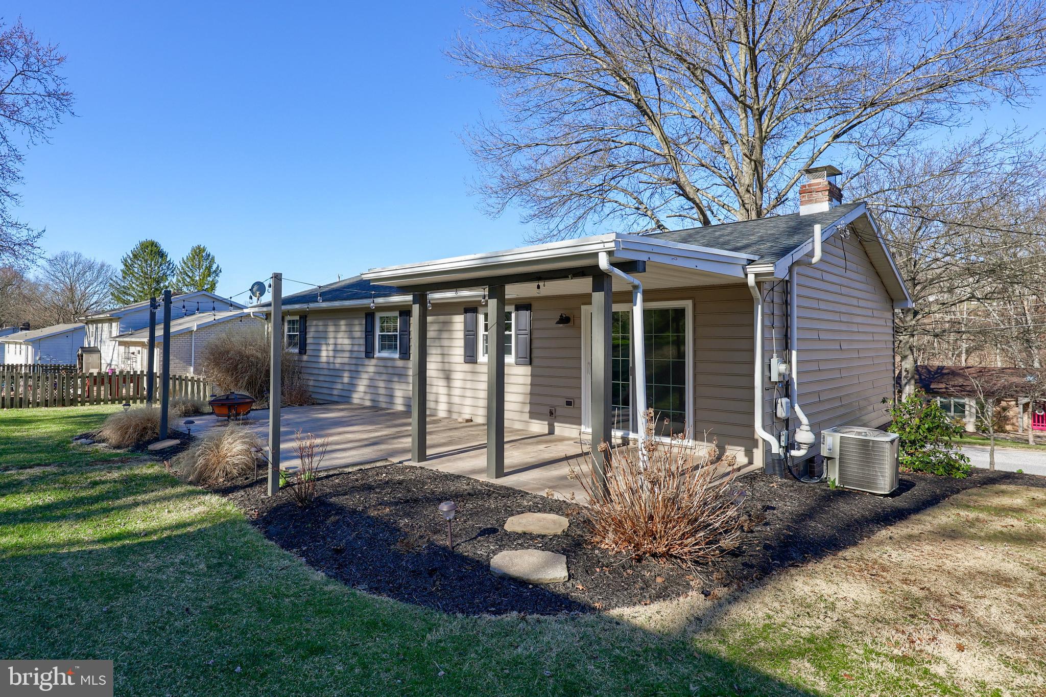 ARLINGTON PARK - Residential