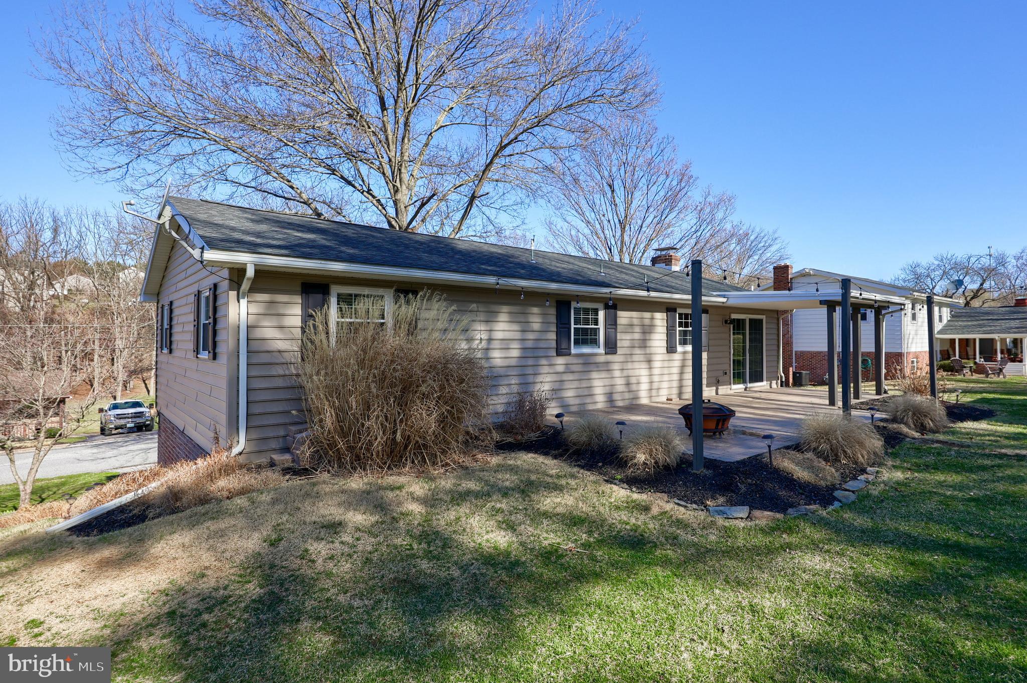 ARLINGTON PARK - Residential