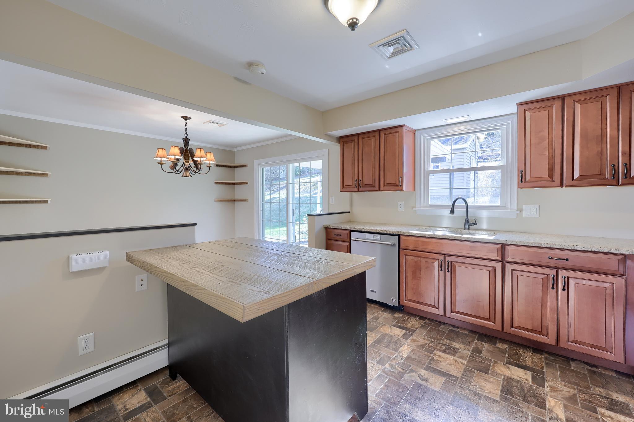 ARLINGTON PARK - Residential